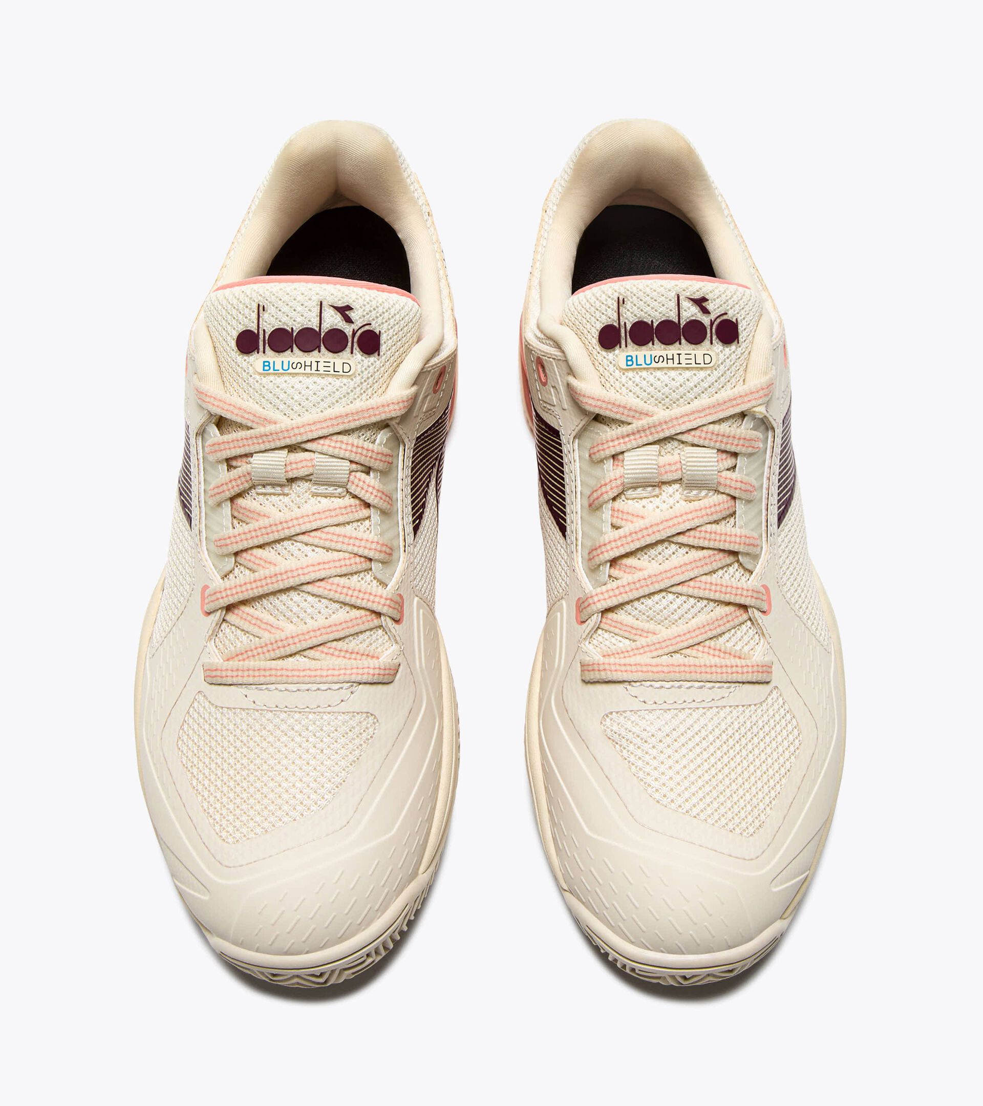 Tennis shoe for clay courts - Protection and cushioning - Women&rsquo;s
 BLUSHIELD TORNEO 3 W CLAY WHISPER WH/MAROON BAN/DES FLWR - Diadora