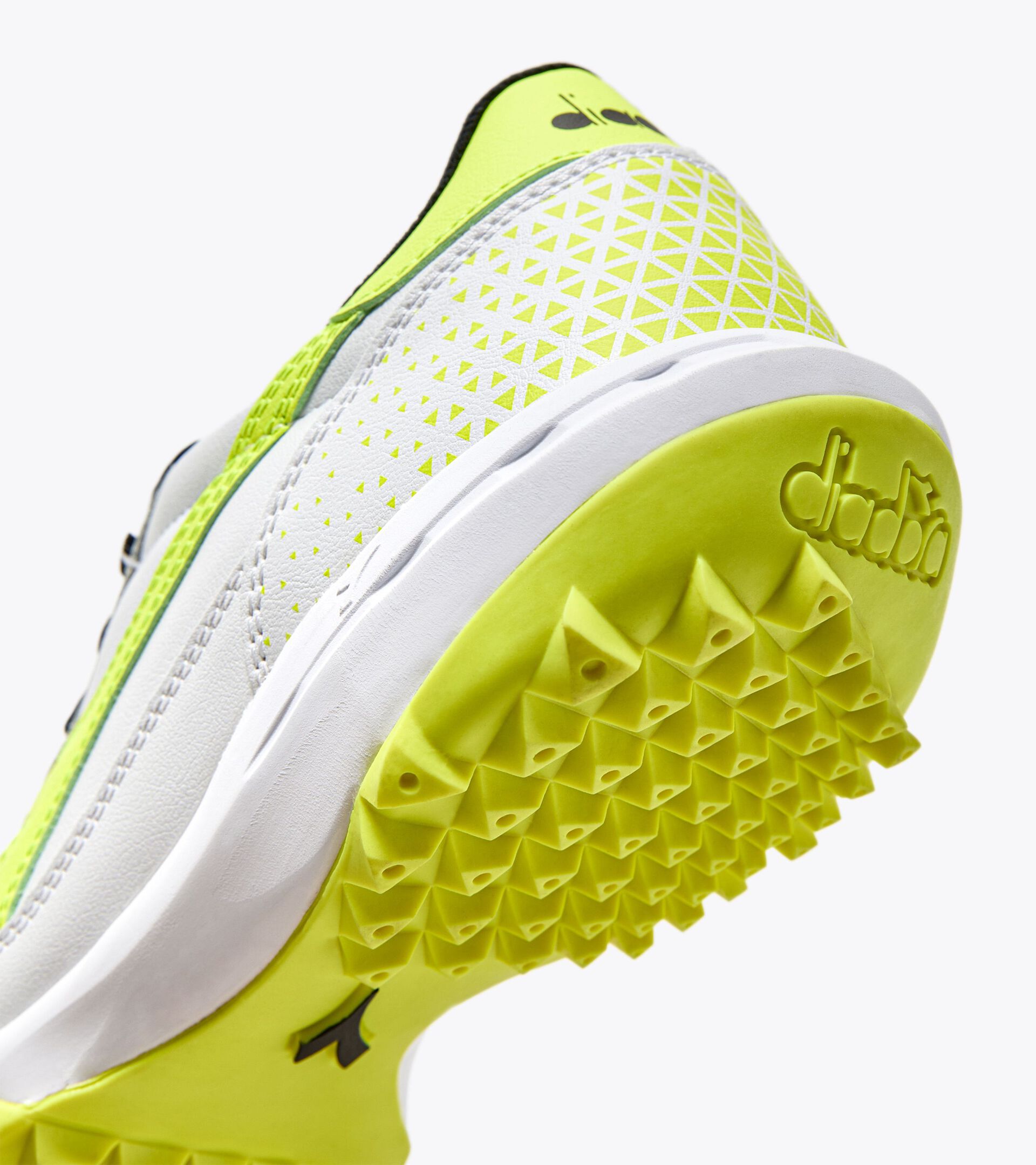 Futsal boots for synthetic grounds CALCETTO GR LT TF WHITE/YELLOW FL DD - Diadora