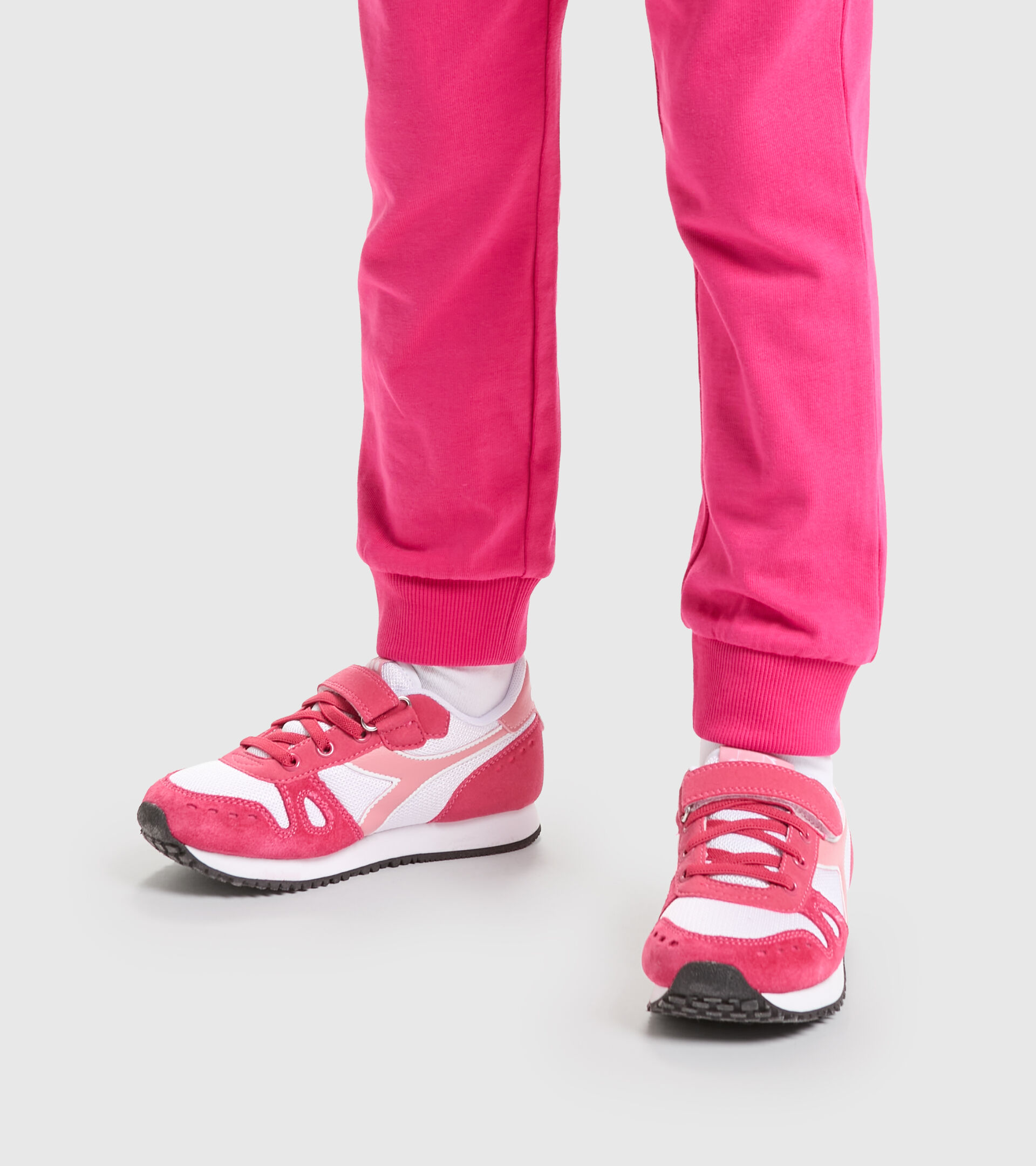 Chaussures de sport - Enfants 4-8 ans SIMPLE RUN PS FRAMBOISE SORBET/ABRICOT AU BR - Diadora