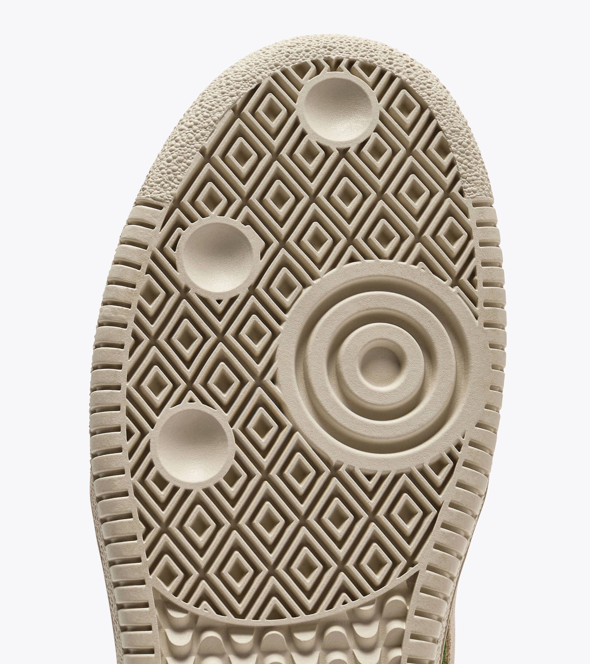 Zapatilla retro-running de ante - Para todos los g&eacute;neros
 TRAINER SUEDE CACTUS - Diadora