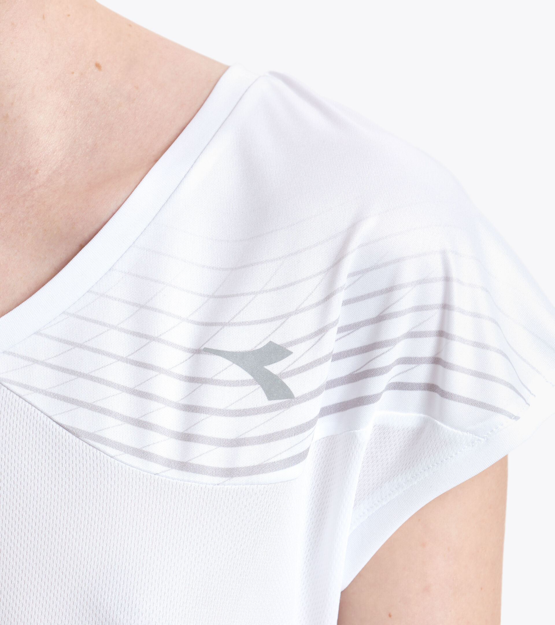 T-shirt da tennis - Donna L. T-SHIRT COURT BIANCO OTTICO - Diadora