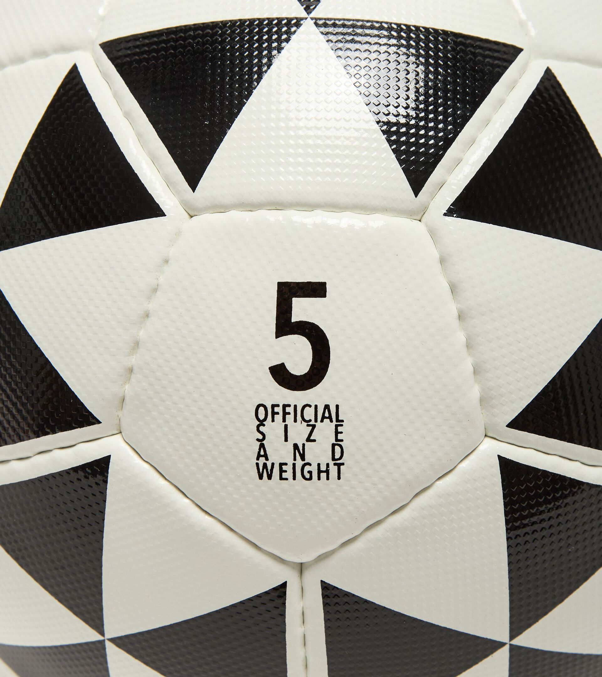 Soccer ball - size 5 AZZURRI 5 OPTICAL WHITE/BLACK - Diadora