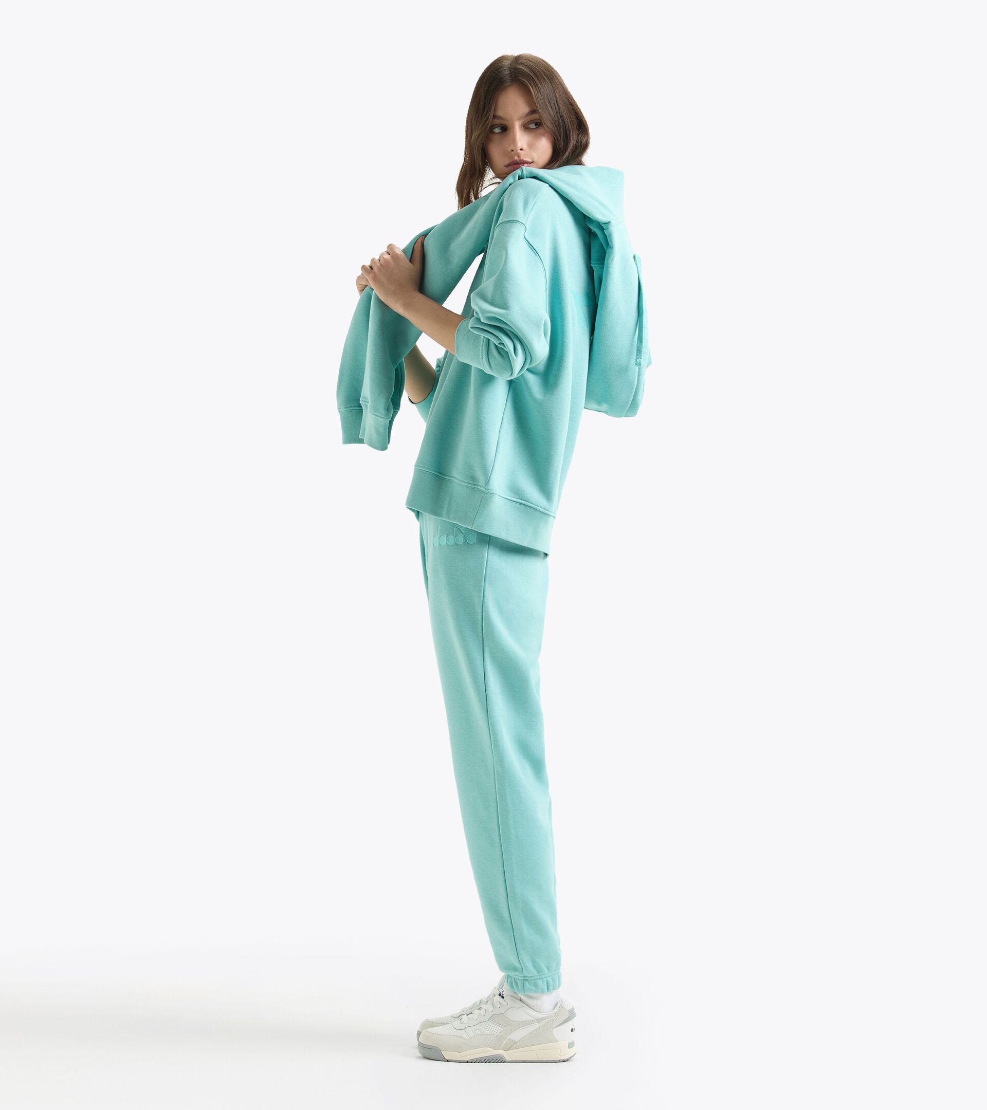 Sweatshirt - Gender Neutral SWEATSHIRT CREW ATHL. LOGO TURQUOISE   (65135) - Diadora