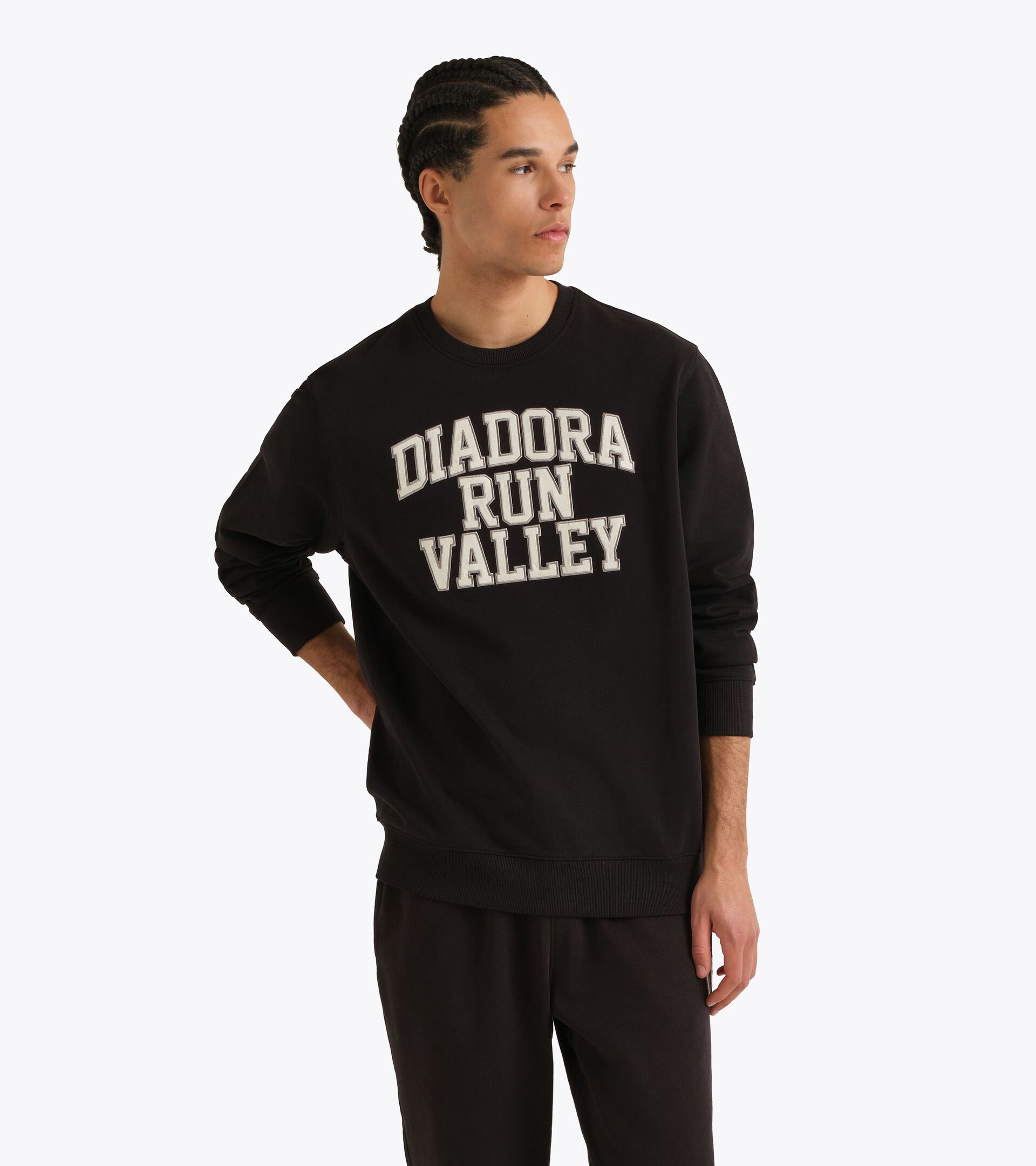 Sweatshirt - Run Valley - All-gender SWEATSHIRT CREW RUN VALLEY BLACK - Diadora