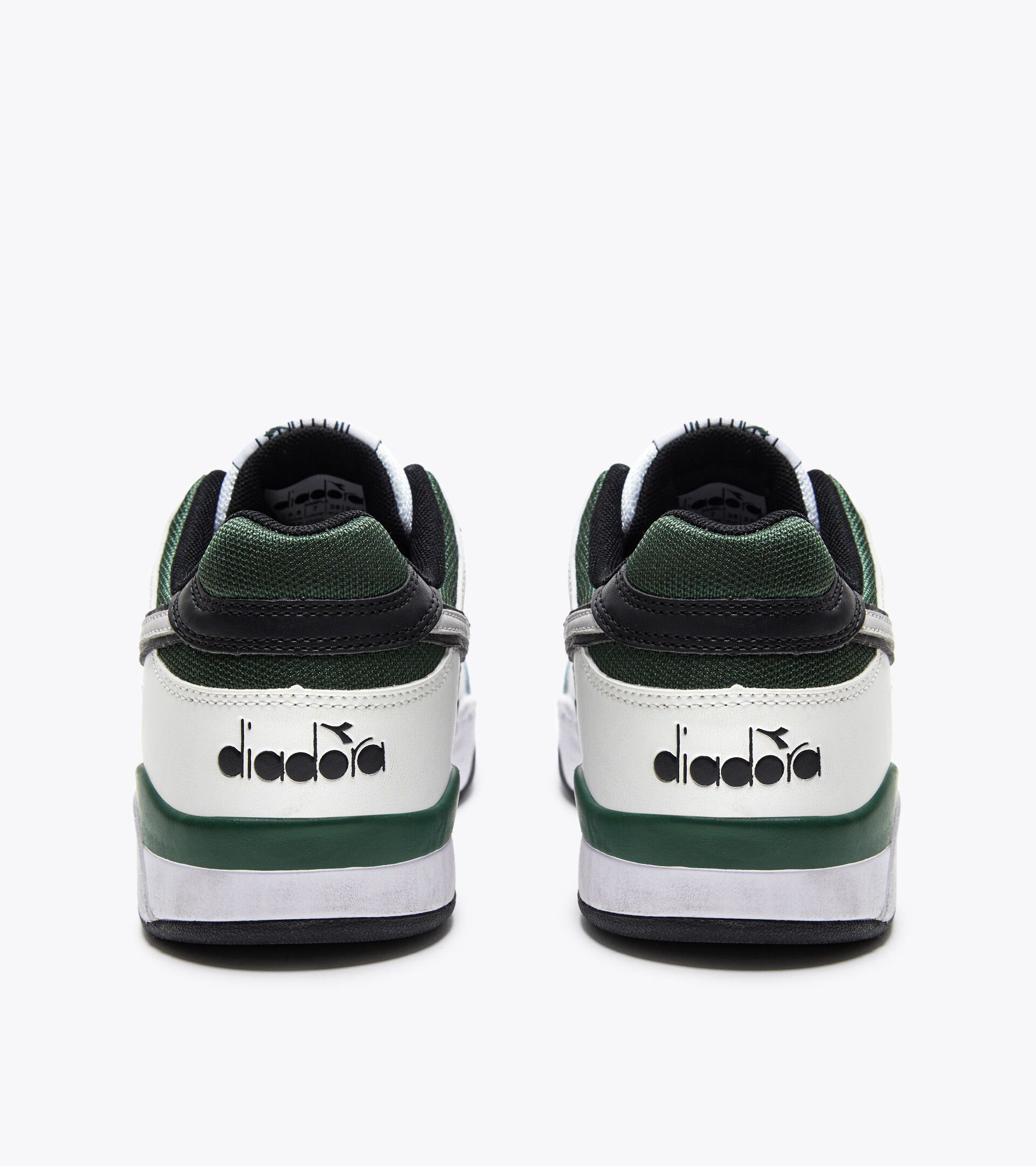 Sporty sneakers - Gender neutral B.56 ICONA WHITE/FOGLIAGE GREEN - Diadora