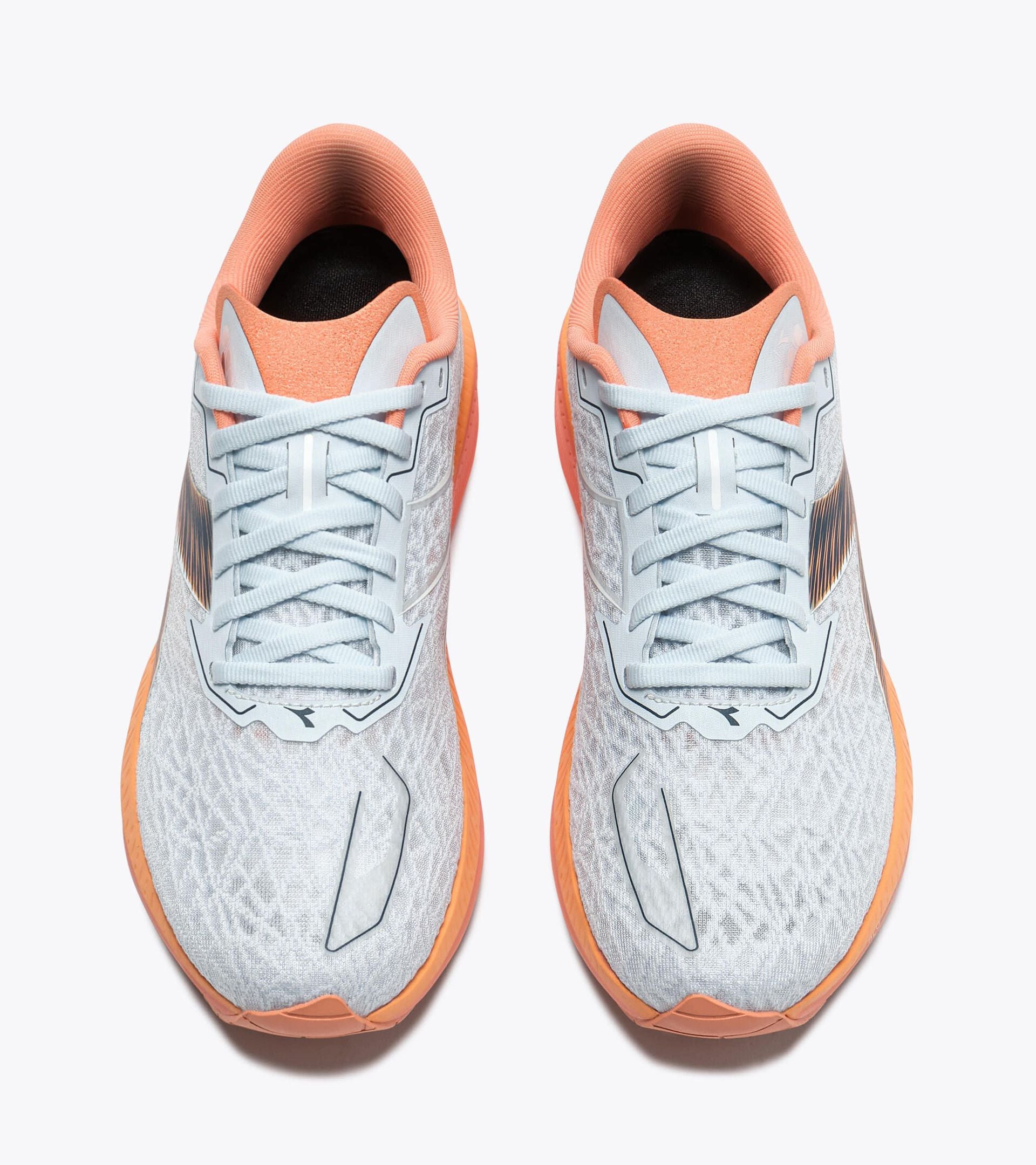 Running shoe - Stability and lightness - Women&rsquo;s
 MYTHOS BLUSHIELD VOLO 6 W COUNTRY AIR/PEACH COBBLER - Diadora
