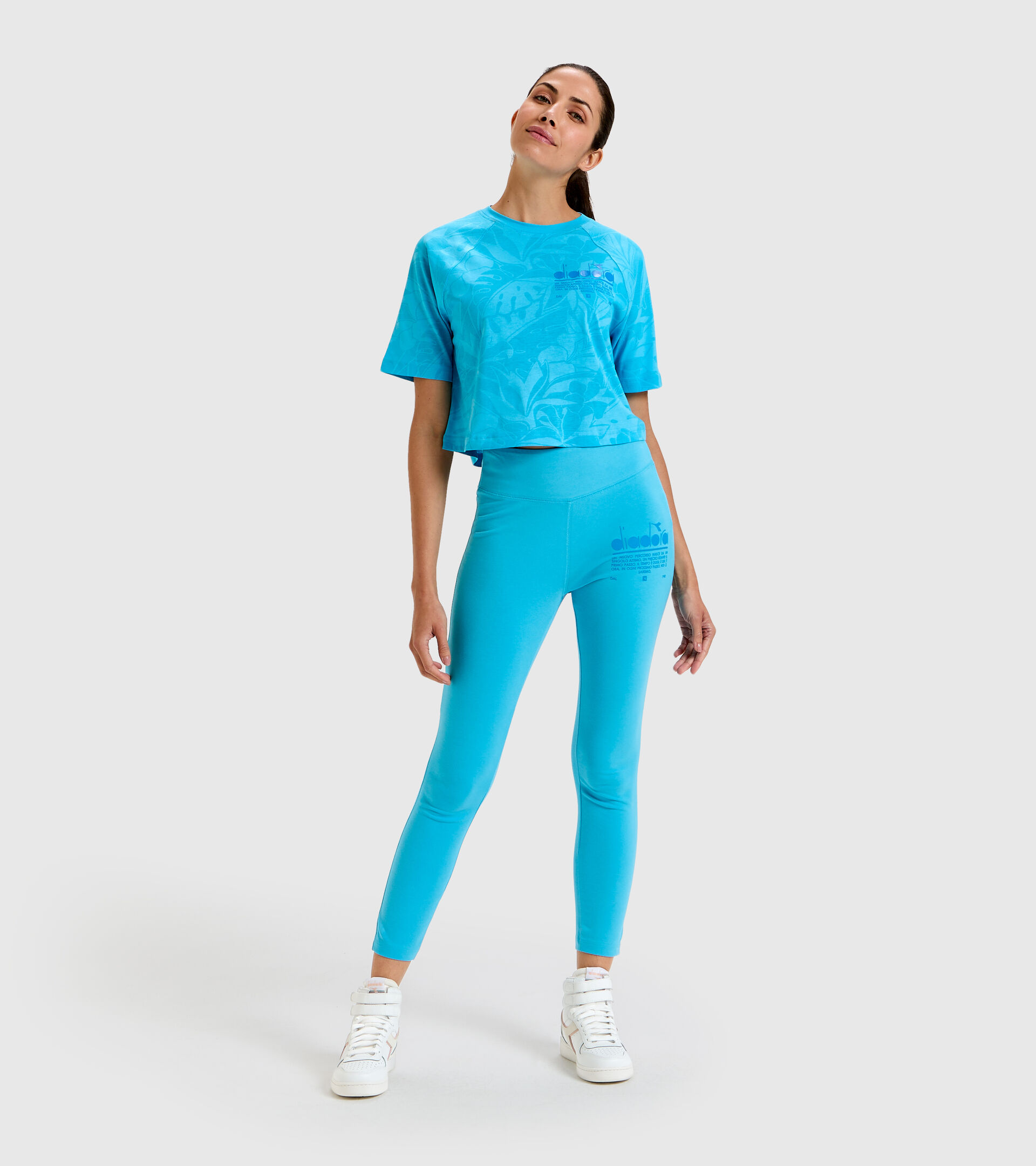 Cotton T-shirt - Women L. T-SHIRT SS CROP MANIFESTO SKY BLUE INTENSE - Diadora