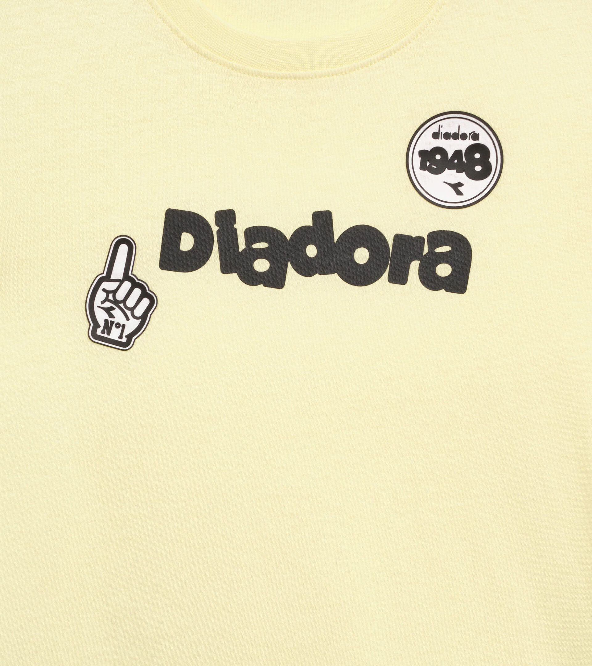 Cotton t-shirt - Boy
 JB. T-SHIRT SS ESS. SPORTS BL WAX YELLOW - Diadora