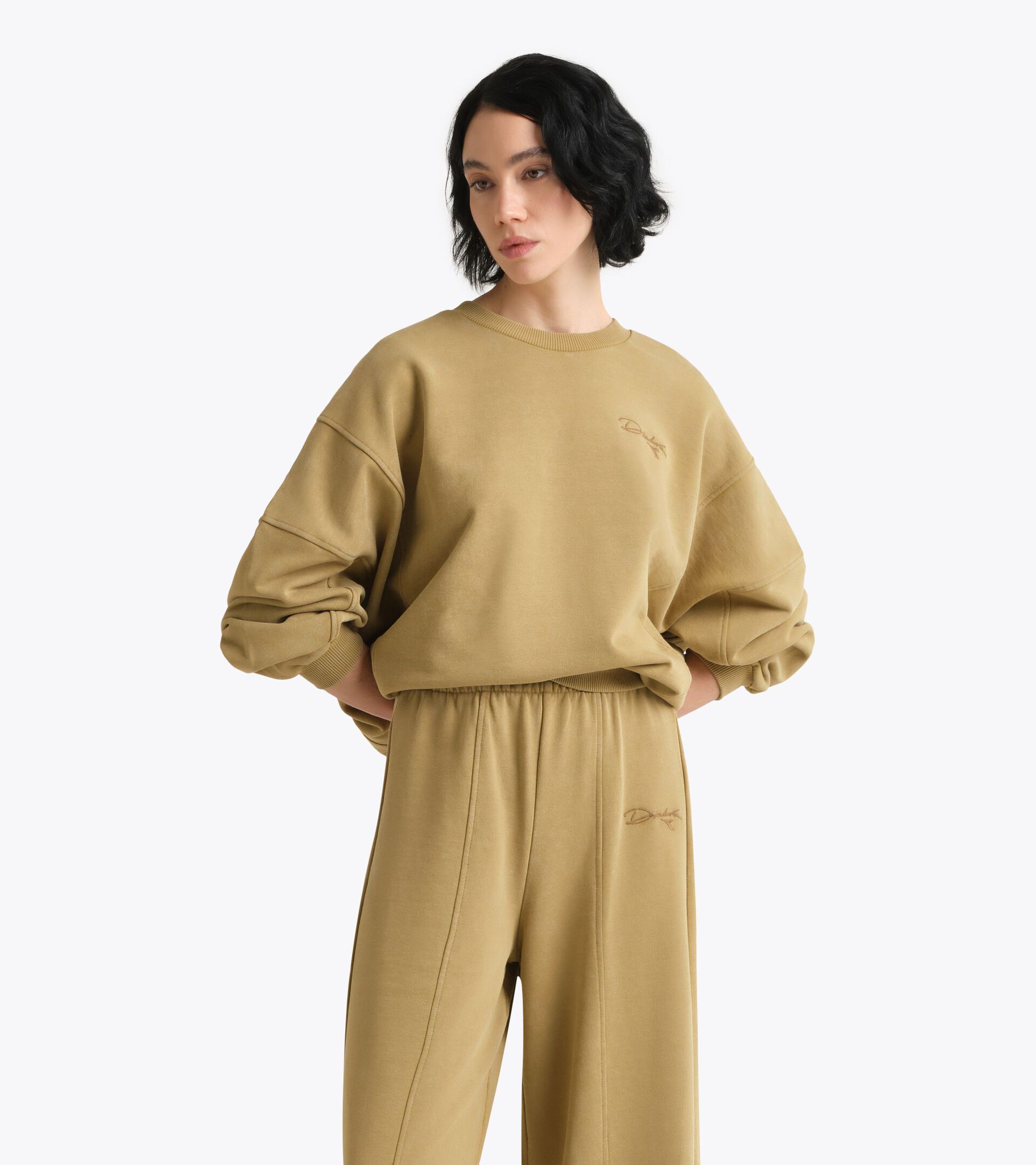 Felpa in cotone spesso in stile retro - Donna
 L. SWEAT AVENUE LAB VERDE CACHI (70361) - Diadora