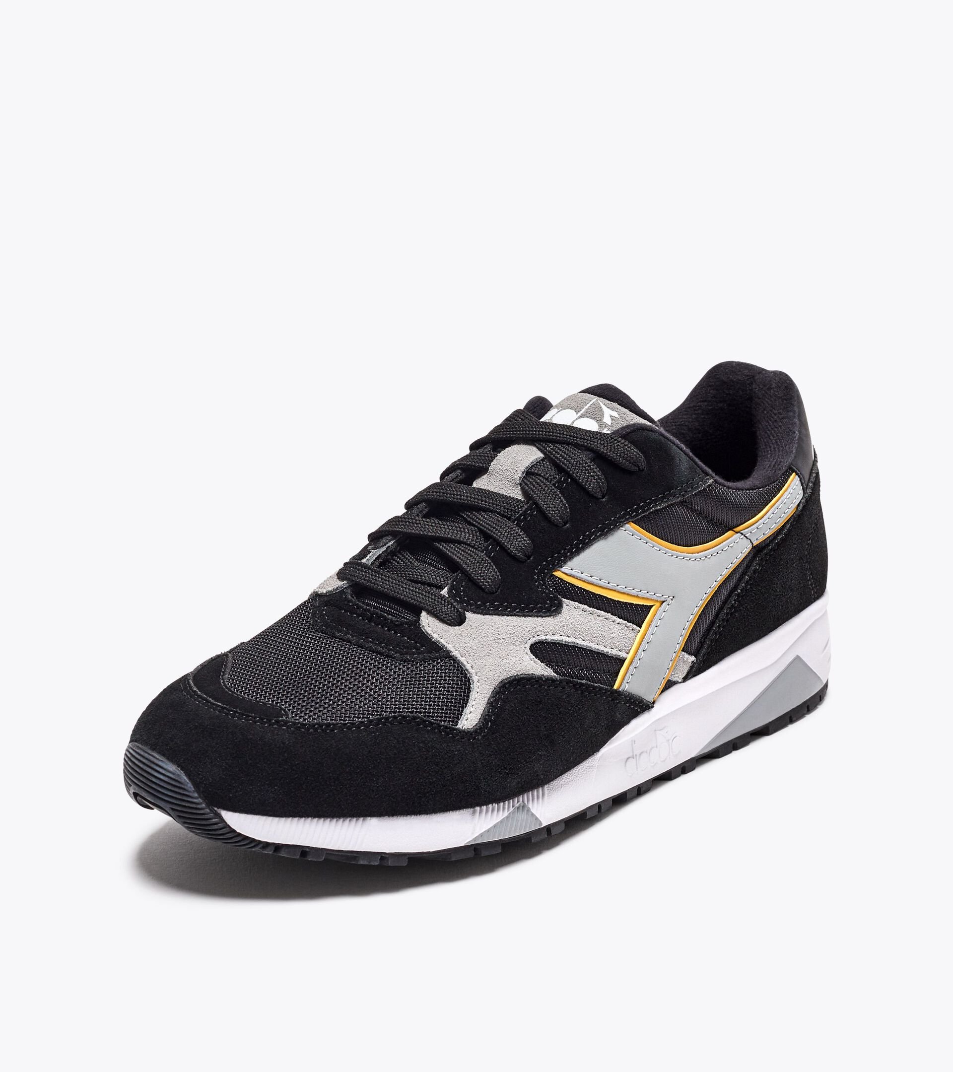 Sporty sneakers - Gender neutral N902 BLACK/BLACK - Diadora
