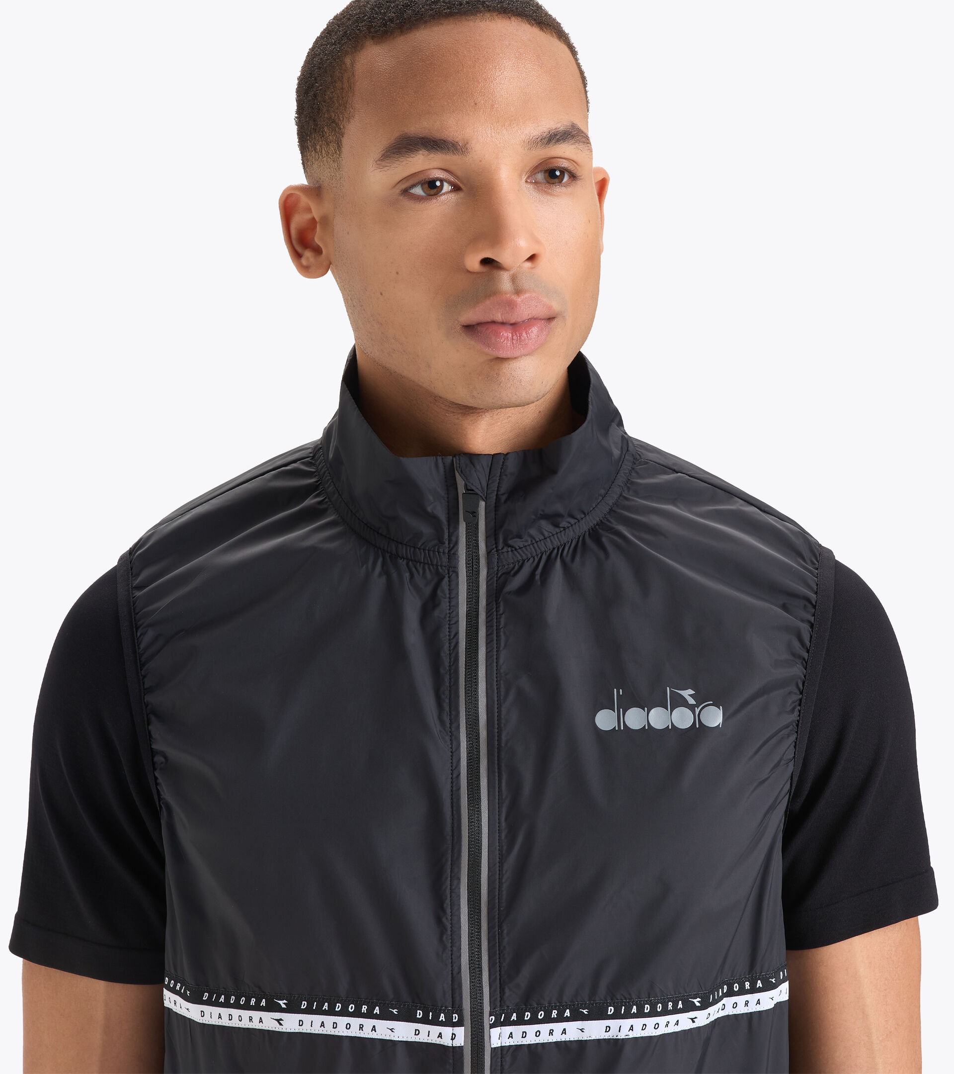 Chaleco cortavientos - Hombre PACKABLE VEST NEGRO - Diadora