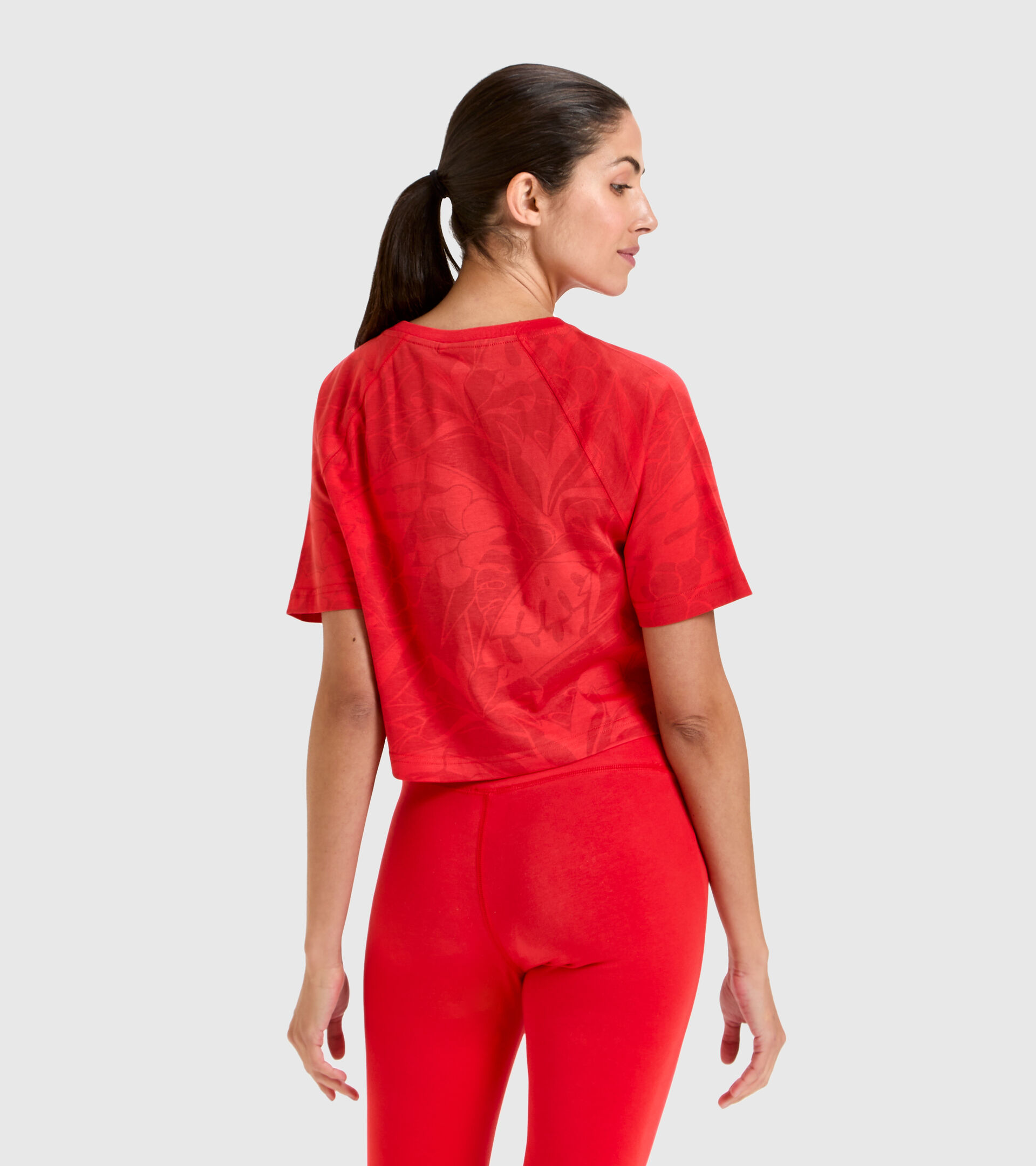 Organic cotton T-shirt - Women L. T-SHIRT SS CROP MANIFESTO POPPY RED - Diadora