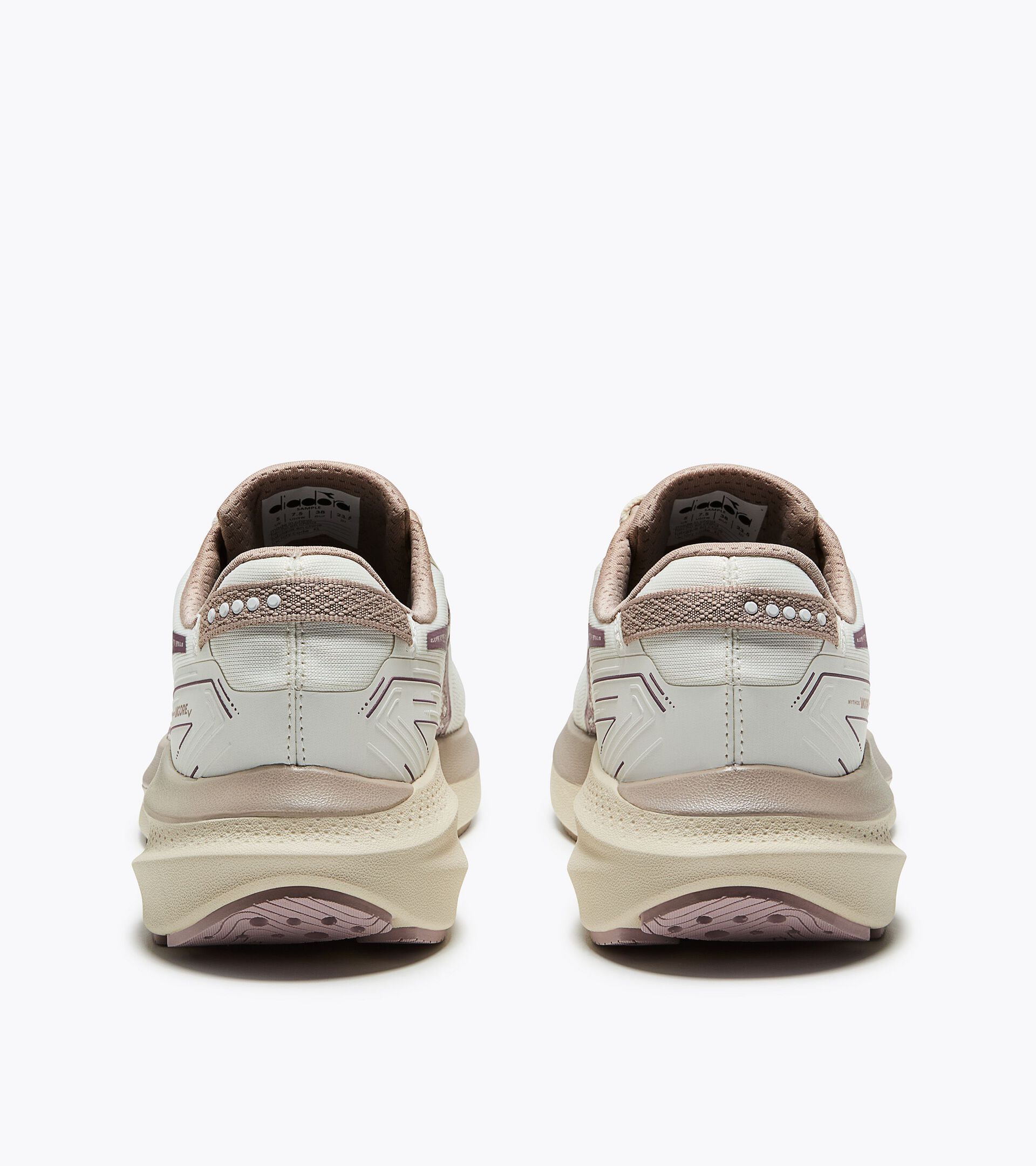 Running shoe - Stability and protection - Women&rsquo;s MYTHOS BLUSHIELD VIGORE V W SNOW WHITE /ALMOND MILK - Diadora