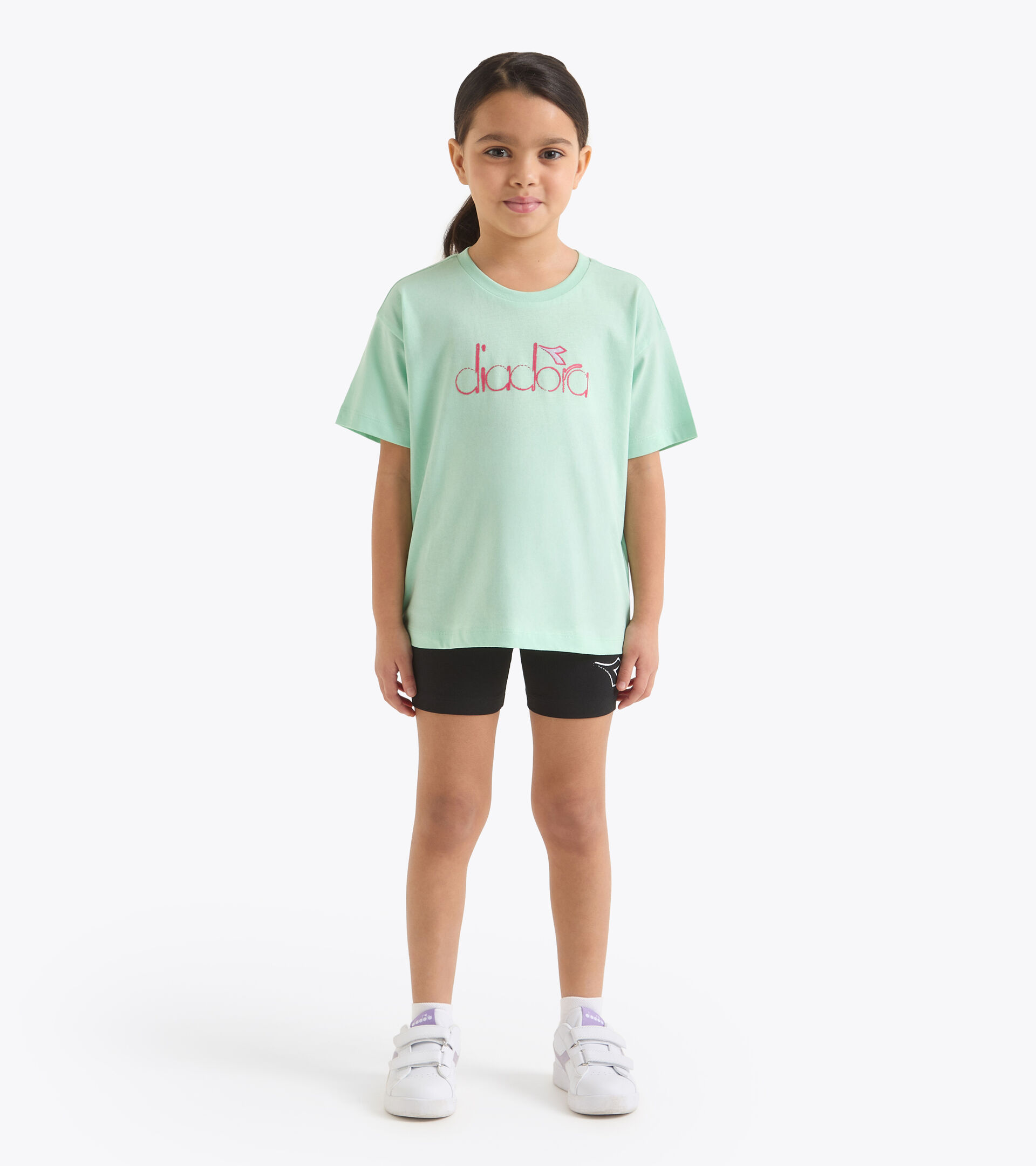 Conjunto deportivo - Camiseta y pantalón corto - Niña JG. SET ESSENTIAL SPORTS SS VERDE HUEVO PAJARO - Diadora