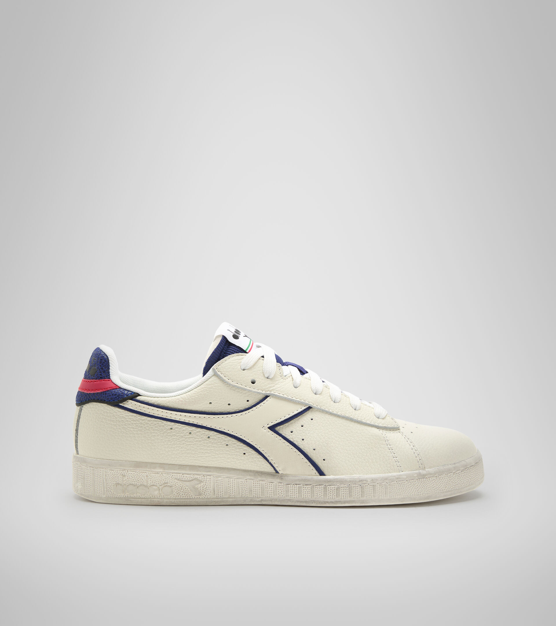 Sports shoe - Unisex GAME L LOW ICONA WHITE/BLUE PRINT - Diadora