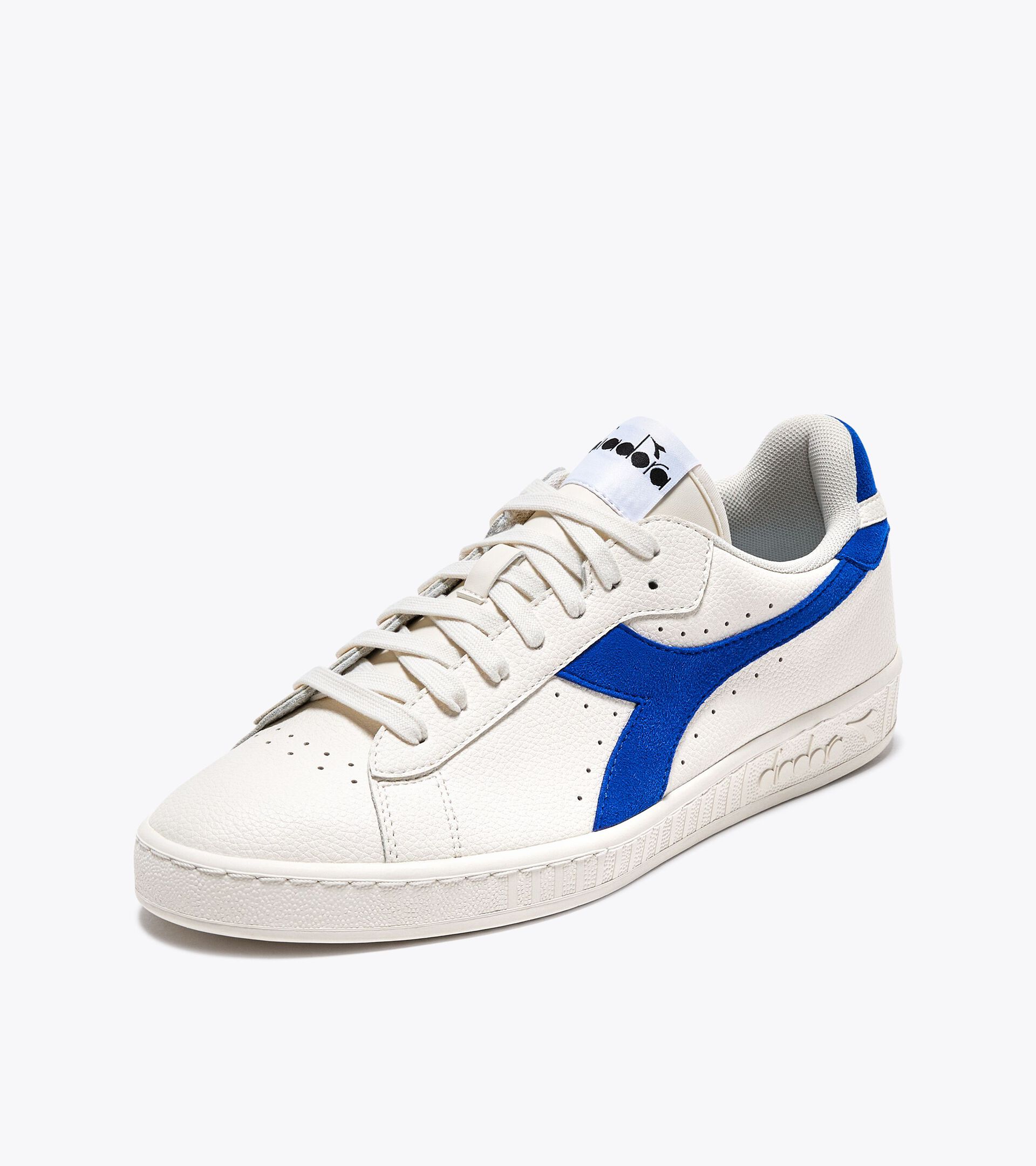 2030 sports shoes - All-Gender GAME L LOW 2030 WHITE/DARK ROYAL - Diadora