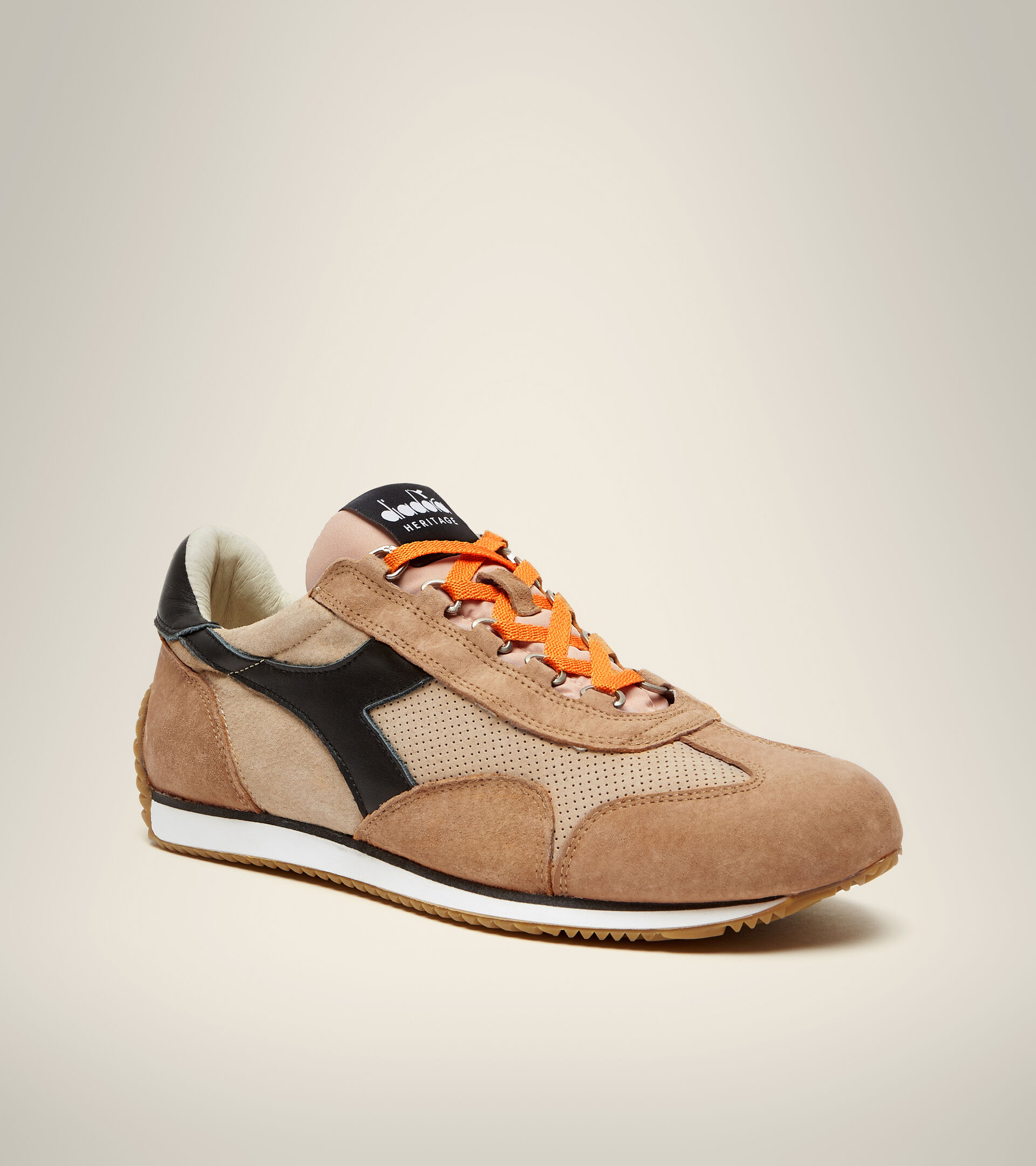 Footwear Heritage UNISEX EQUIPE SUEDE SW BEIGE FOSCHIA DESERTO Diadora