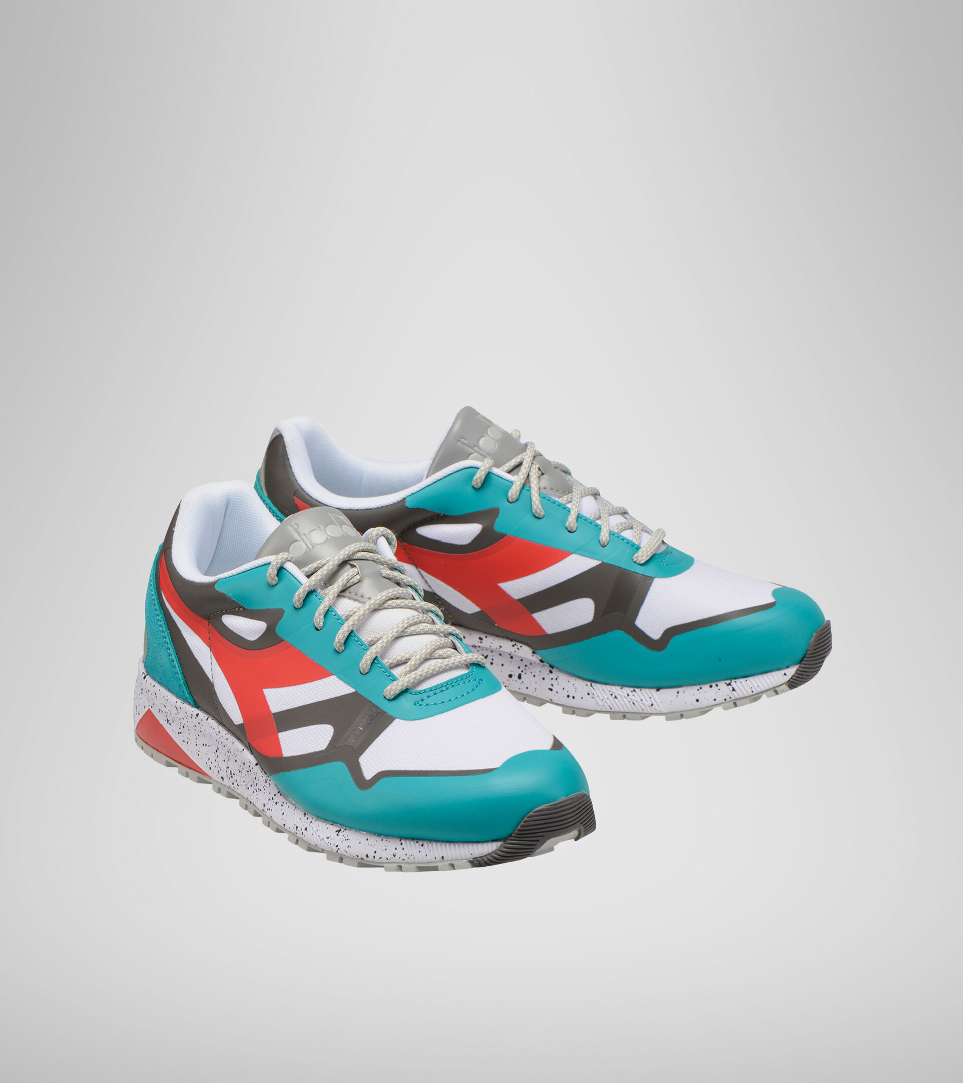Sports shoe - Unisex N902 OUTDOOR VIRIDIAN GRN/CAYENNE/EIFFEL TO - Diadora