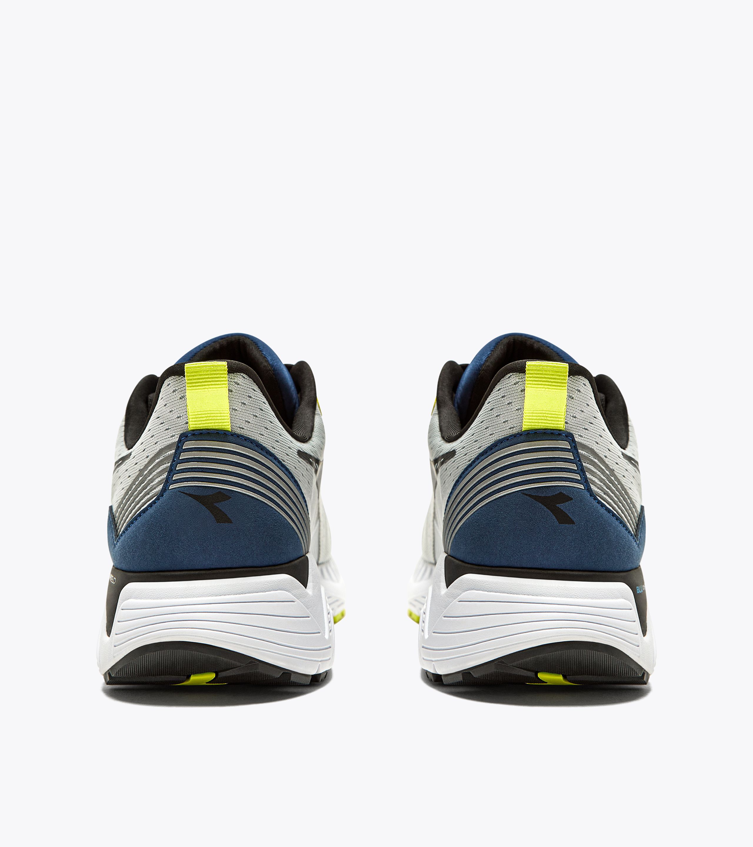 Saucony running discount uomo argento