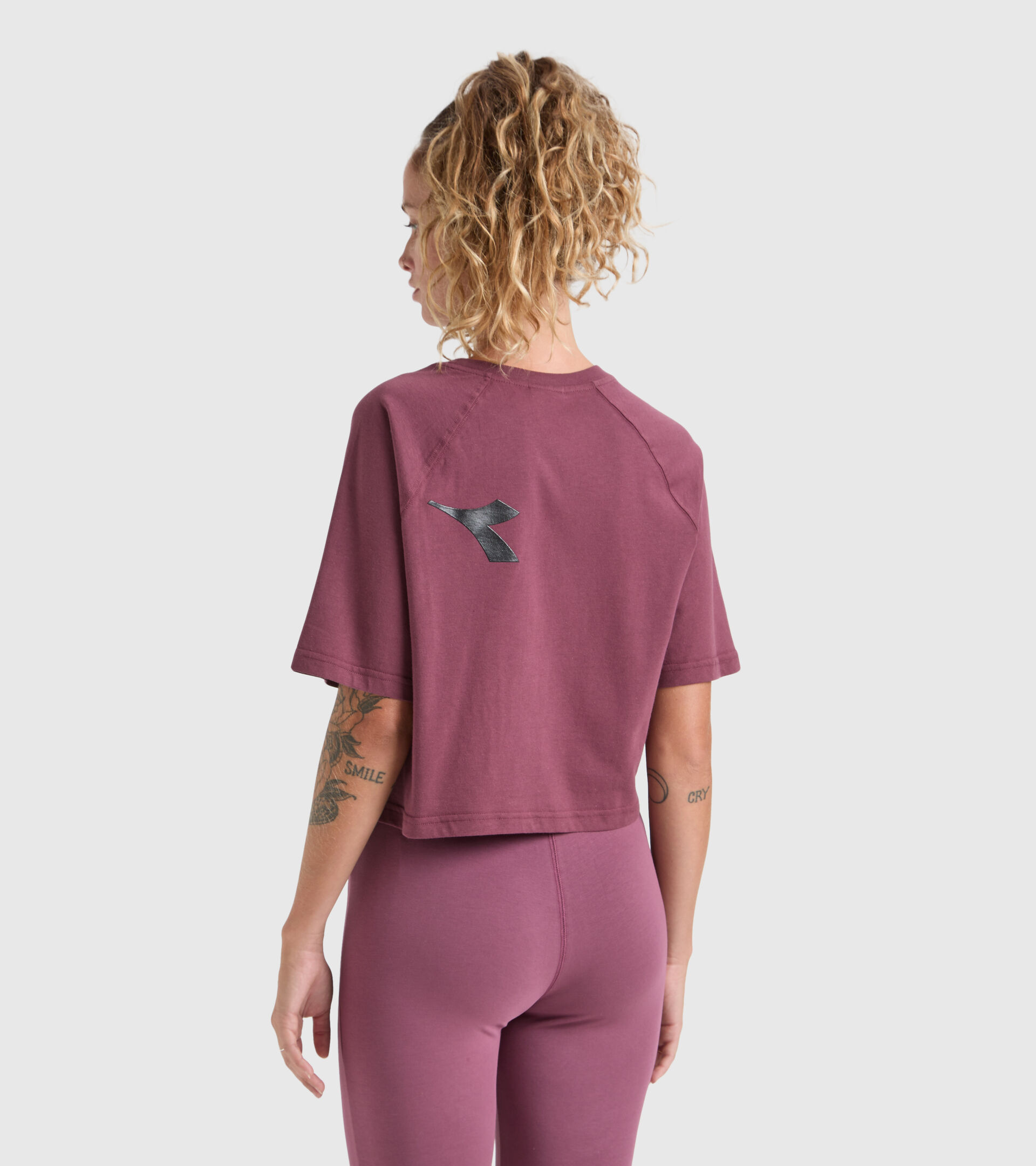 T-Shirt aus Baumwolle - Damen L. T-SHIRT SS MANIFESTO VERNICHTET VIOLETT - Diadora