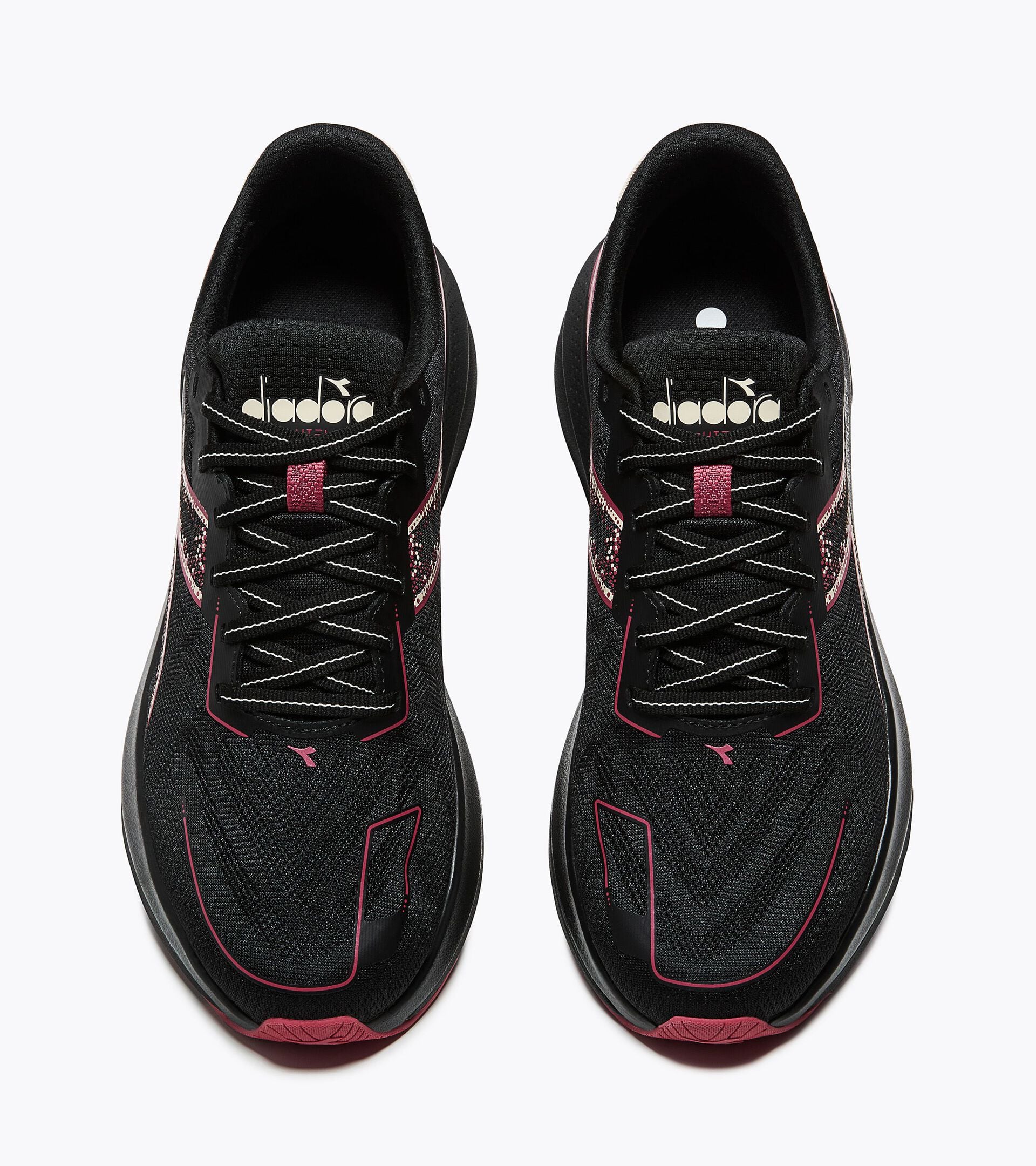 Running shoe - Stability and protection - Women&rsquo;s MYTHOS BLUSHIELD VIGORE V W BLACK/EARTH RED - Diadora