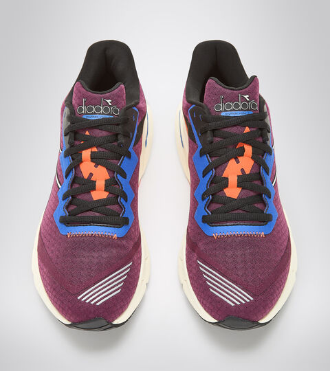 MYTHOS BLUSHIELD VOLO 2, VIN DE RAISIN/BLC MURMURE/NOIR Chaussures de running - Homme MYTHOS BLUSHIELD VOLO 2 VIN DE RAISIN/BLC MURMURE/NOIR - Diadora