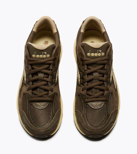 Sports sneakers - All-Gender
 MYTHOS STAR BROWN TUNDRA - Diadora
