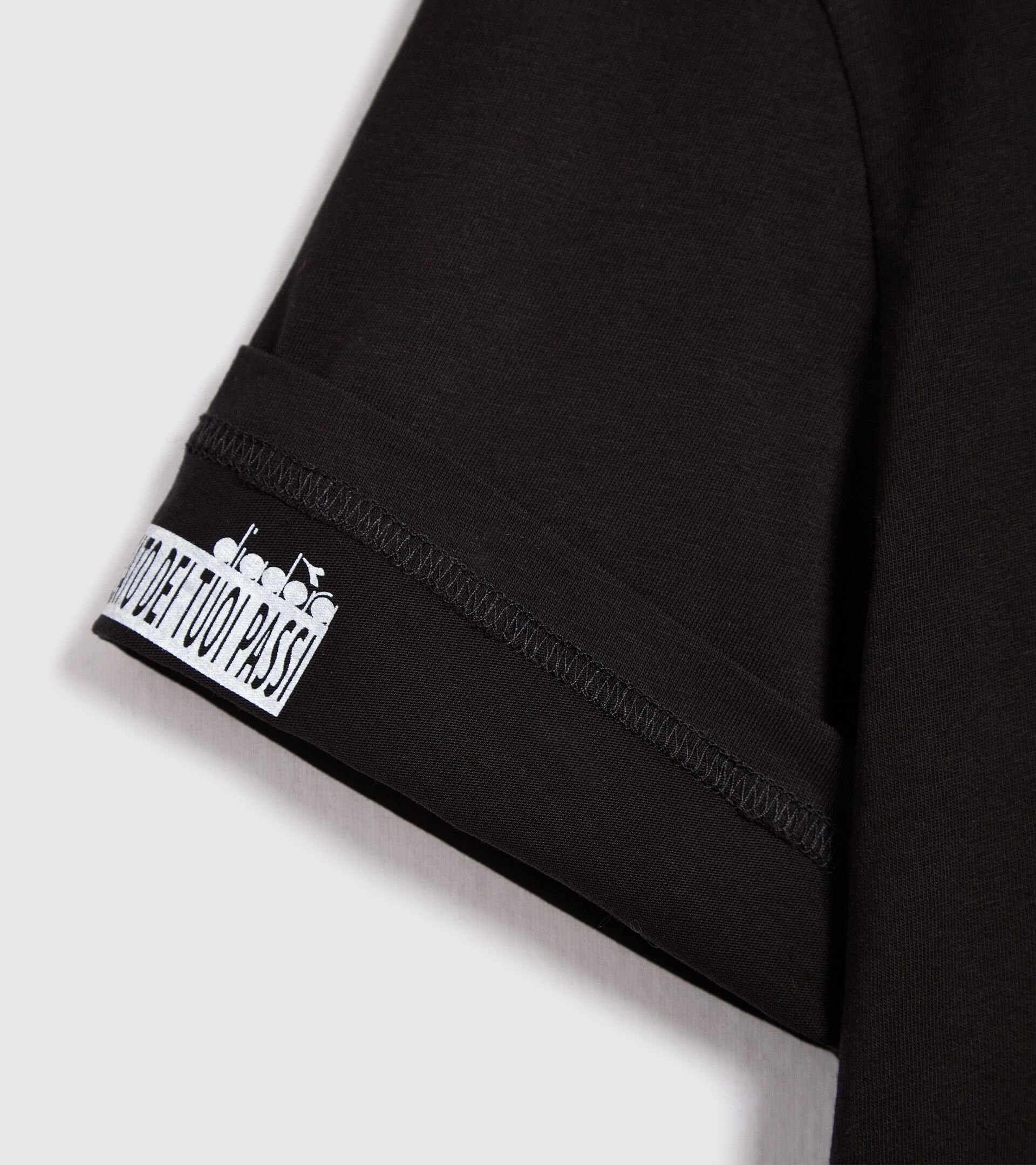 Organic cotton t-shirt - Unisex T-SHIRT SS MANIFESTO BLACK - Diadora