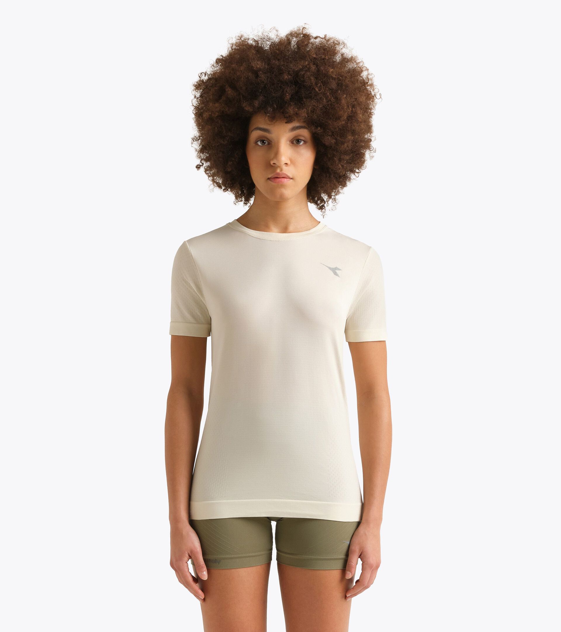 Technical t-shirt  for temperature control -  Running - Women&rsquo;s
 L. SS T-SHIRT STRATOUNO WINTER WHITE - Diadora