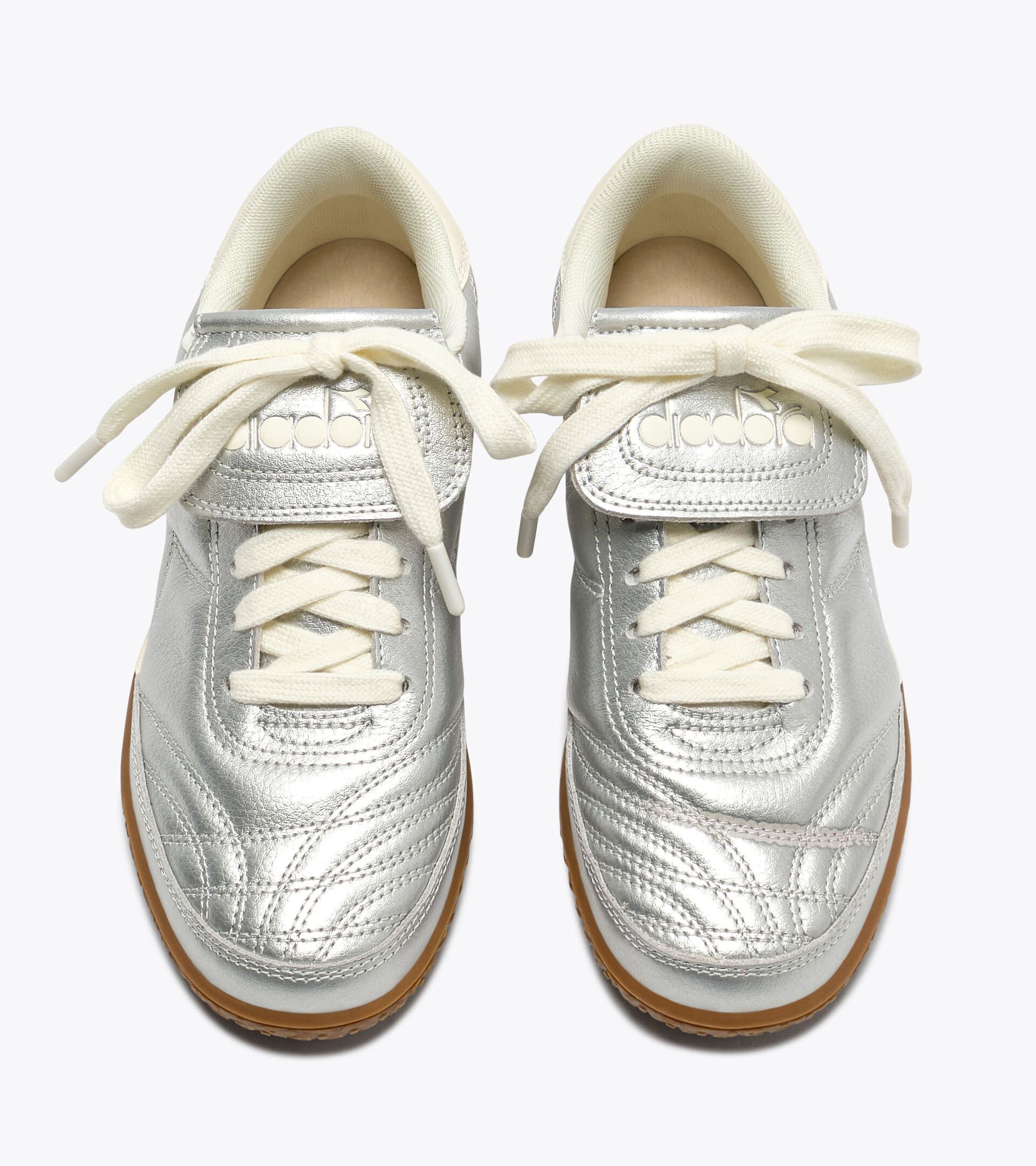 Terrace sneakers in laminated leather - All-gender
 GOLD INDOOR METALLIC SILVER - Diadora