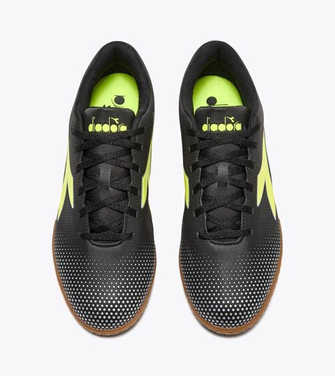 Indoor court calcio boots - Men’s
 PICHICHI 7 IDR BLACK/YELLOW FL DD/SILVER - Diadora