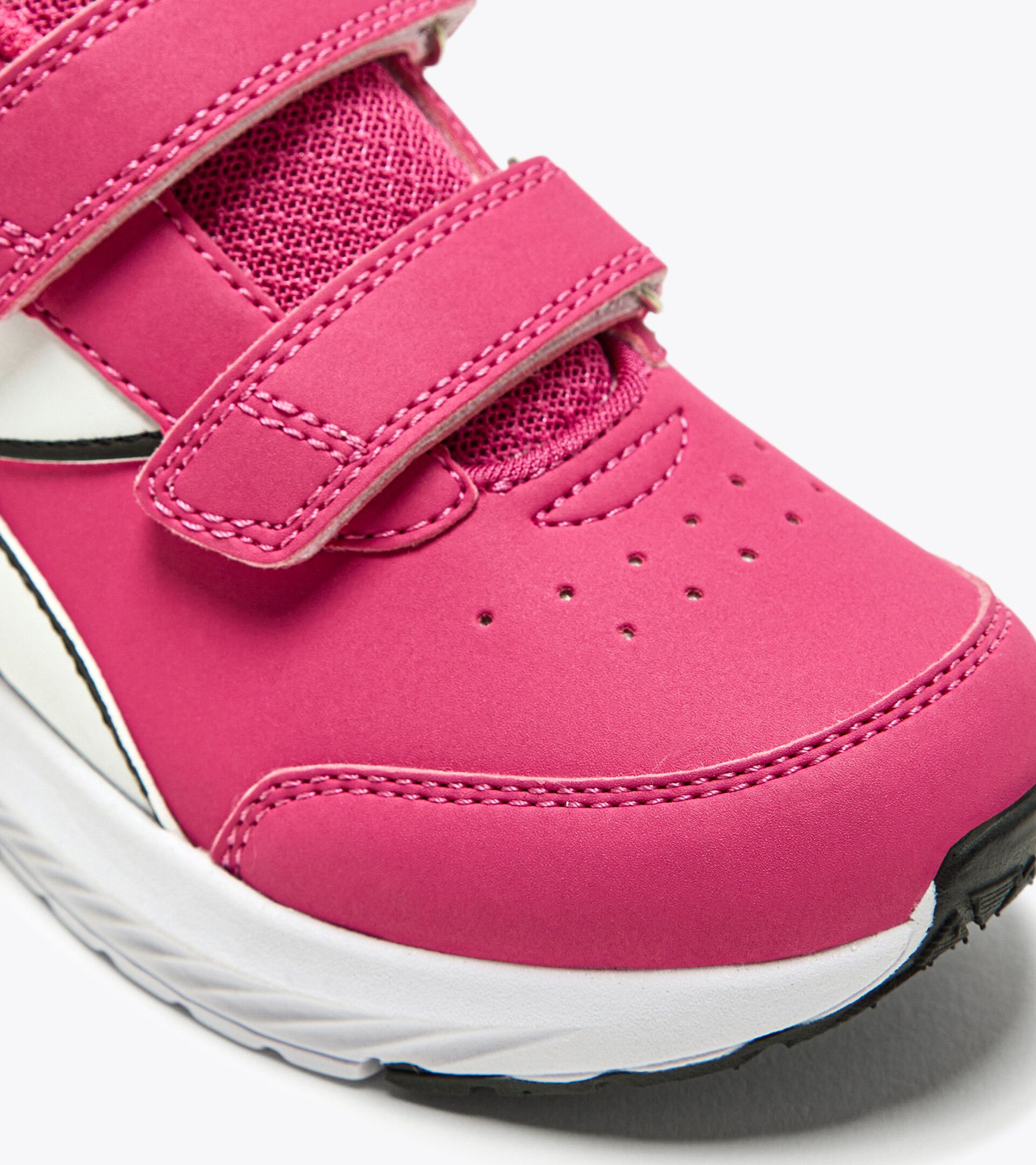 Sports shoe fod kids - 4 to 8 years - Gender Neutral FALCON 3 SL JR V FUCHSIE VIOLETT/WEISS - Diadora