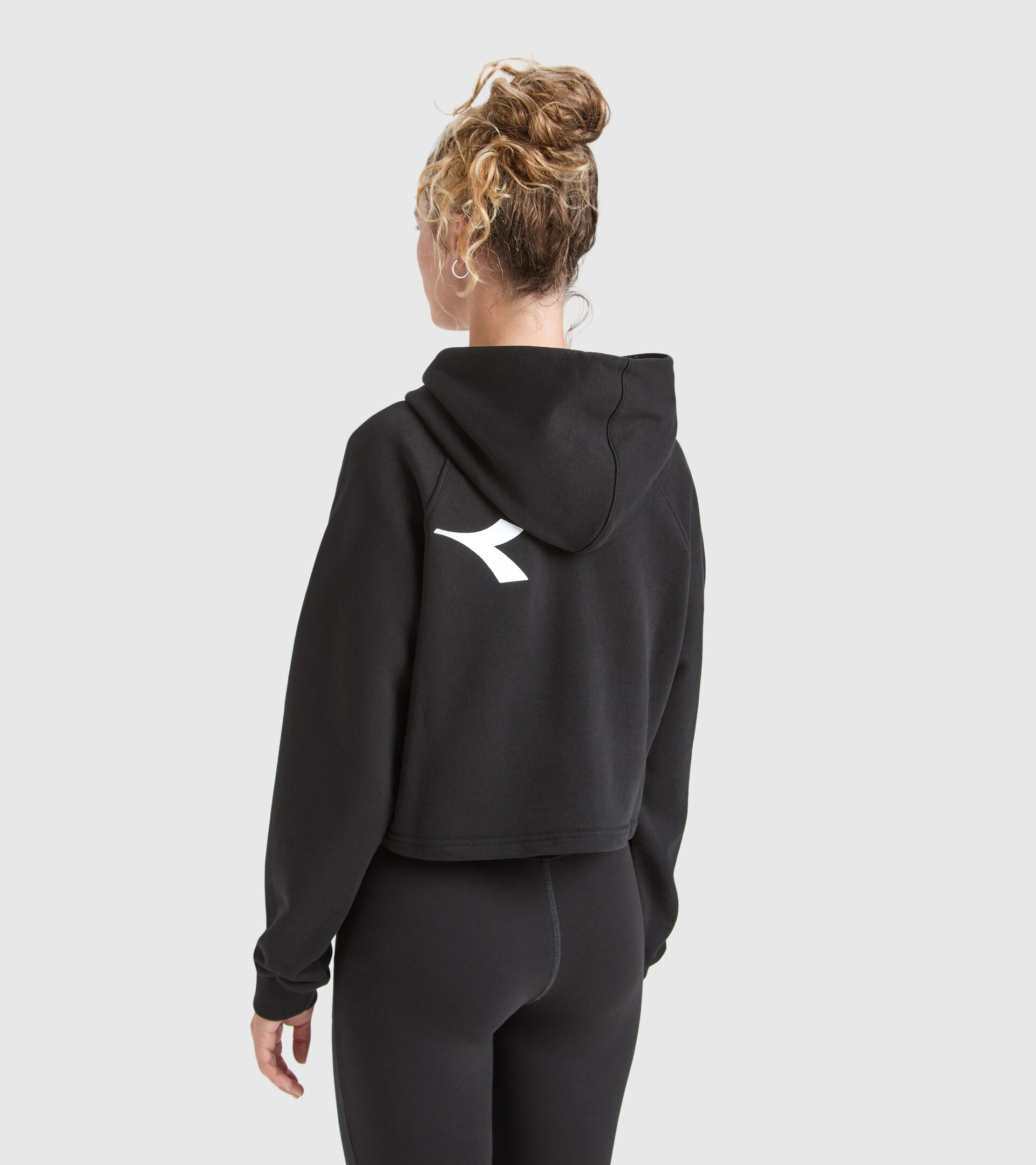 Sweatshirt aus Baumwolle mit Kapuze - Damen L. HOODIE CROP MANIFESTO SCHWARZ - Diadora