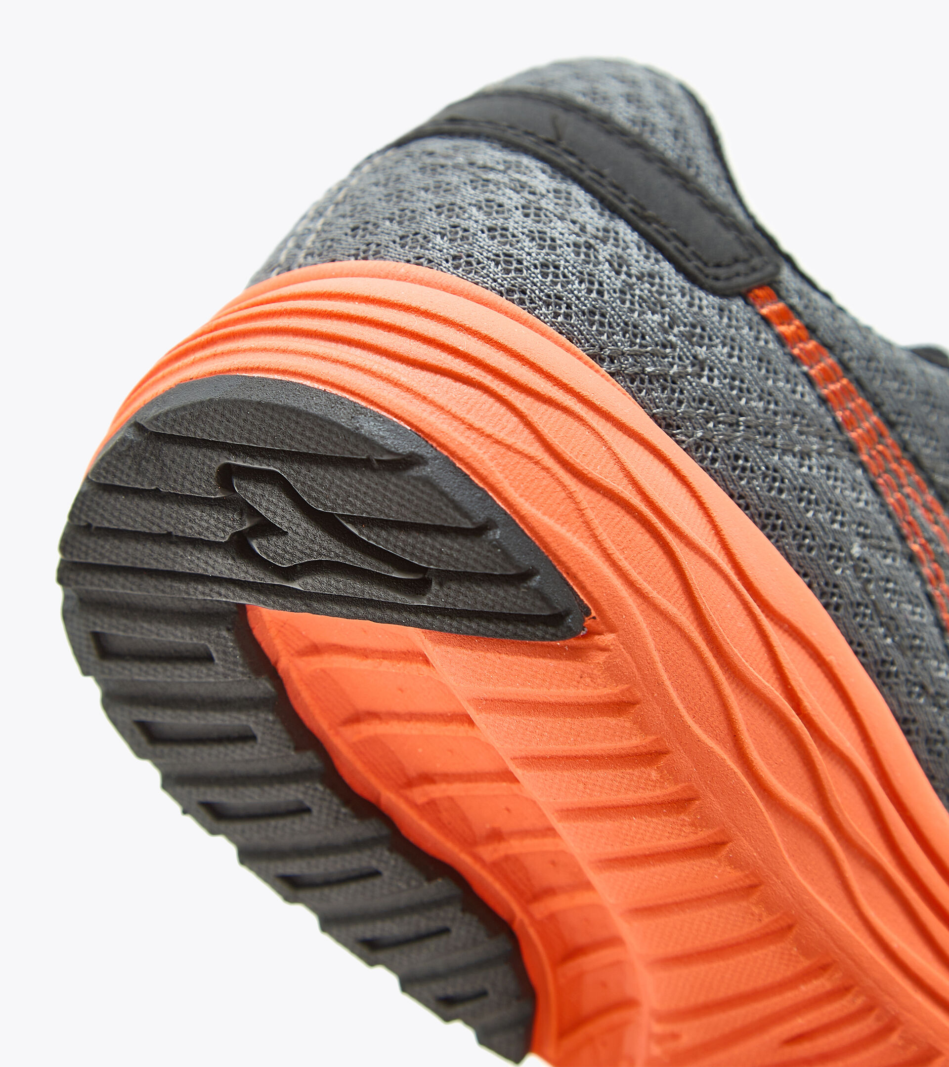 Junior running shoes - Unisex FLAMINGO 7 JR STEEL GRAY/BLACK - Diadora