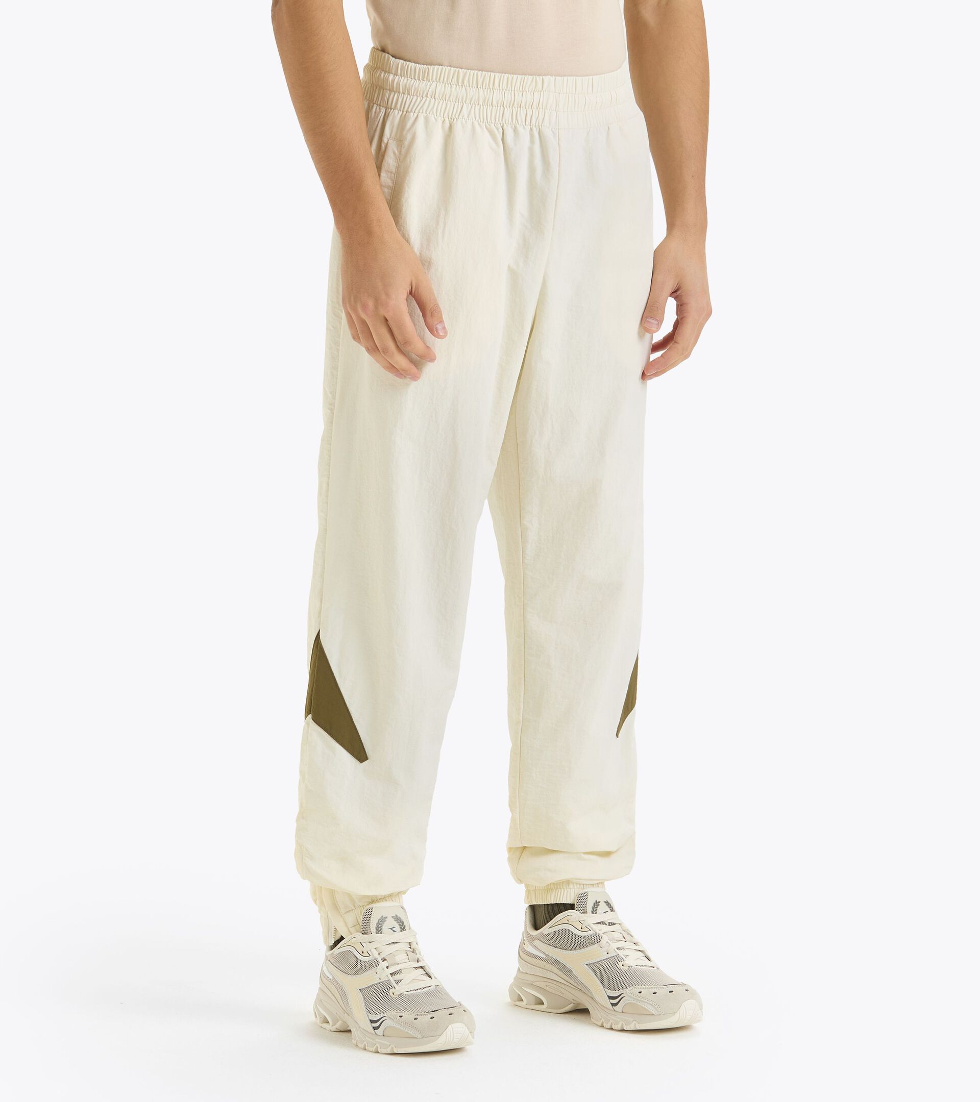 Track pants - Made in italy - Gender Neutral
 TRACK PANTS LEGACY WHISPER WHITE - Diadora