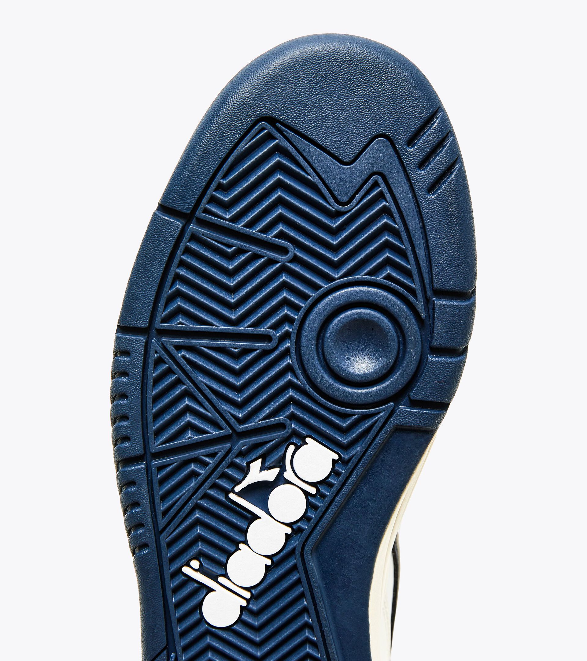 Sporty sneakers - All-Gender WINNER WHITE/OCEANA - Diadora
