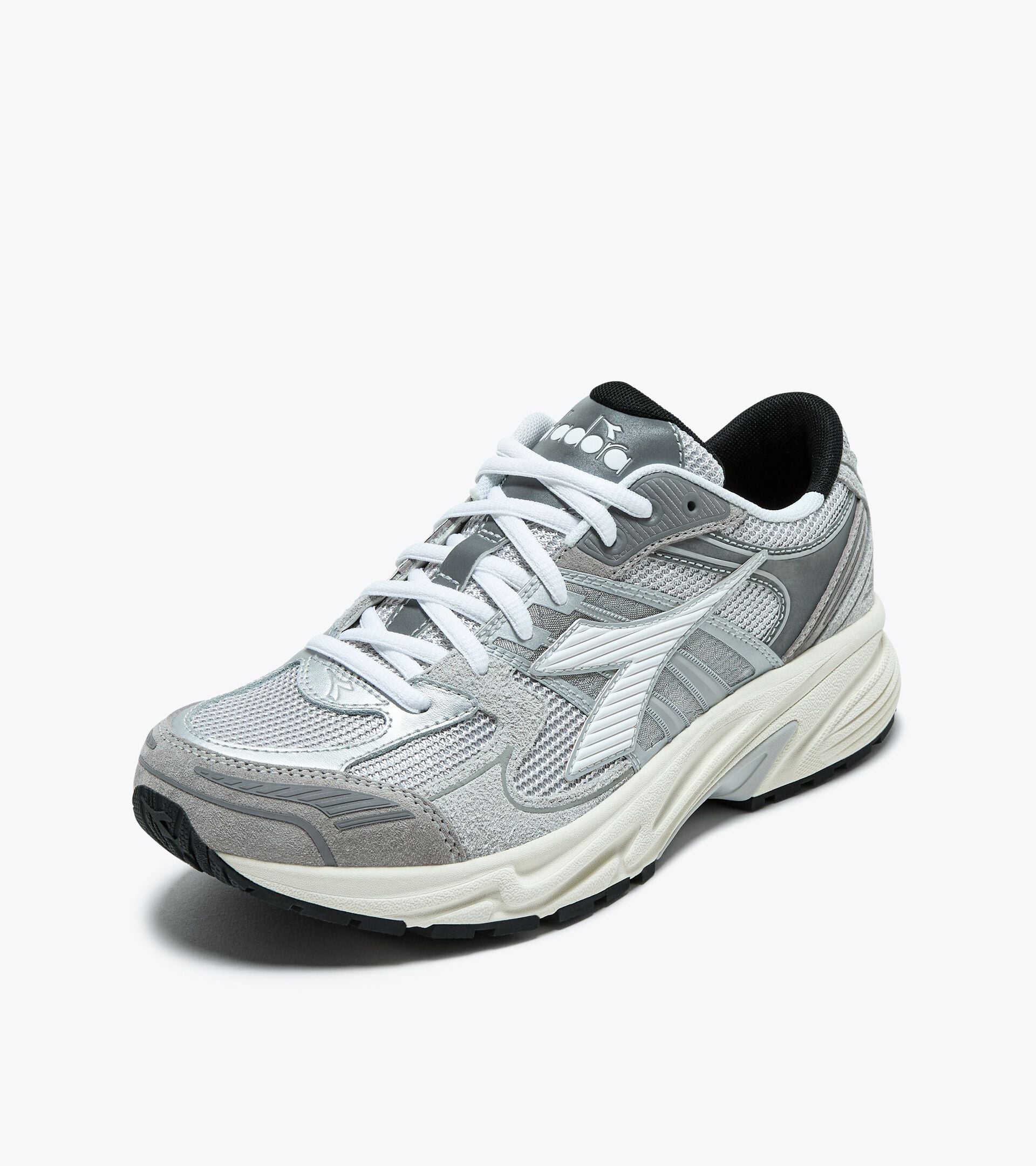 Sports sneakers - All-Gender
 MYTHOS STAR GREY ALASKA - Diadora
