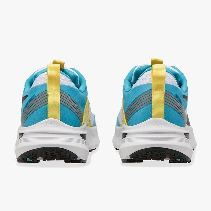 SCARPE DIADORA MYTHOS BLUSHIELD FLY 101.172869 01 C5696 BLU FLUO BIANCO CORSA RU
