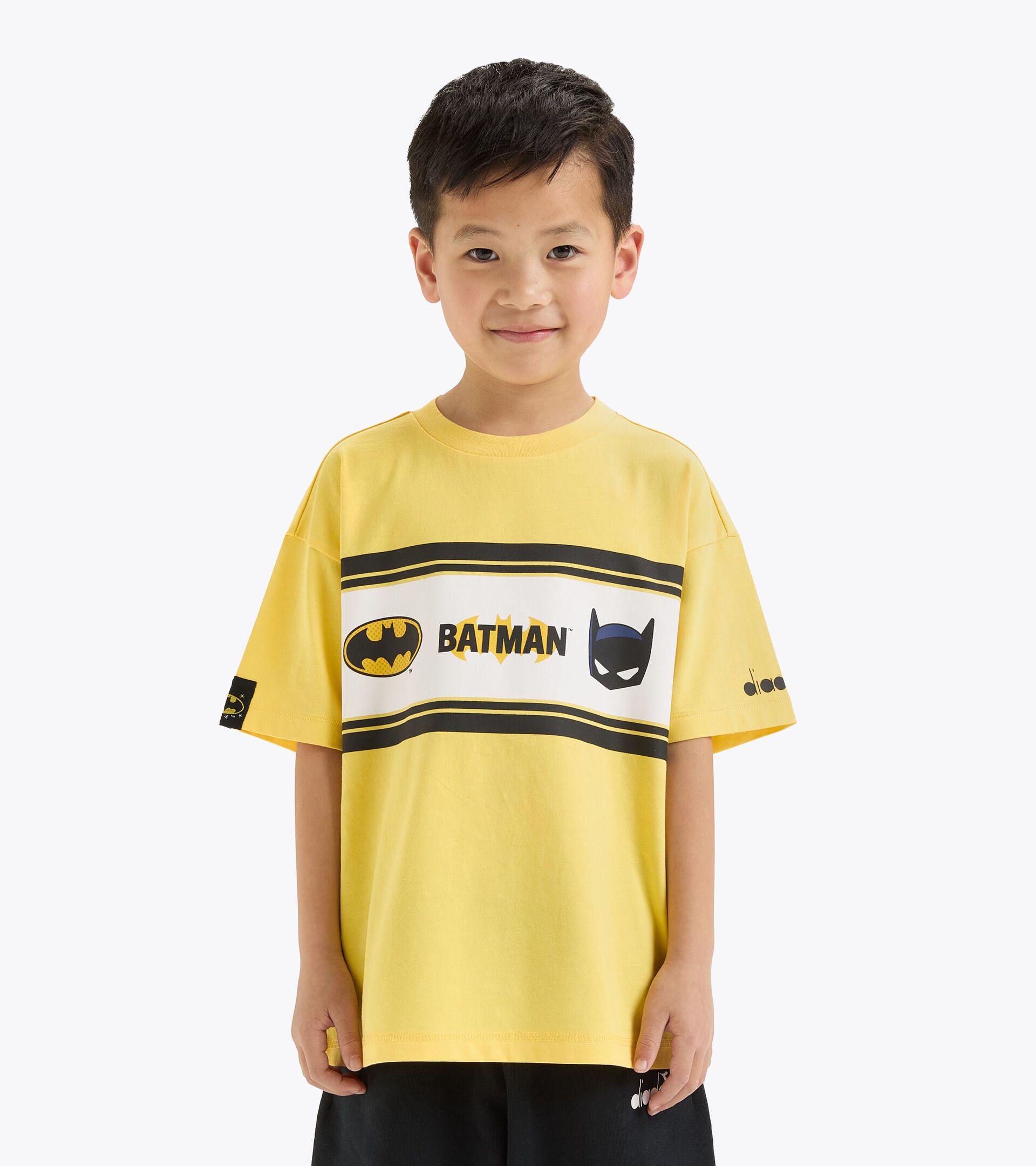 Camiseta superhéroes - Niños y niñas  JU.T-SHIRT SS SUPERHEROES AMARILLO ALAMO TEMBLON OR - Diadora