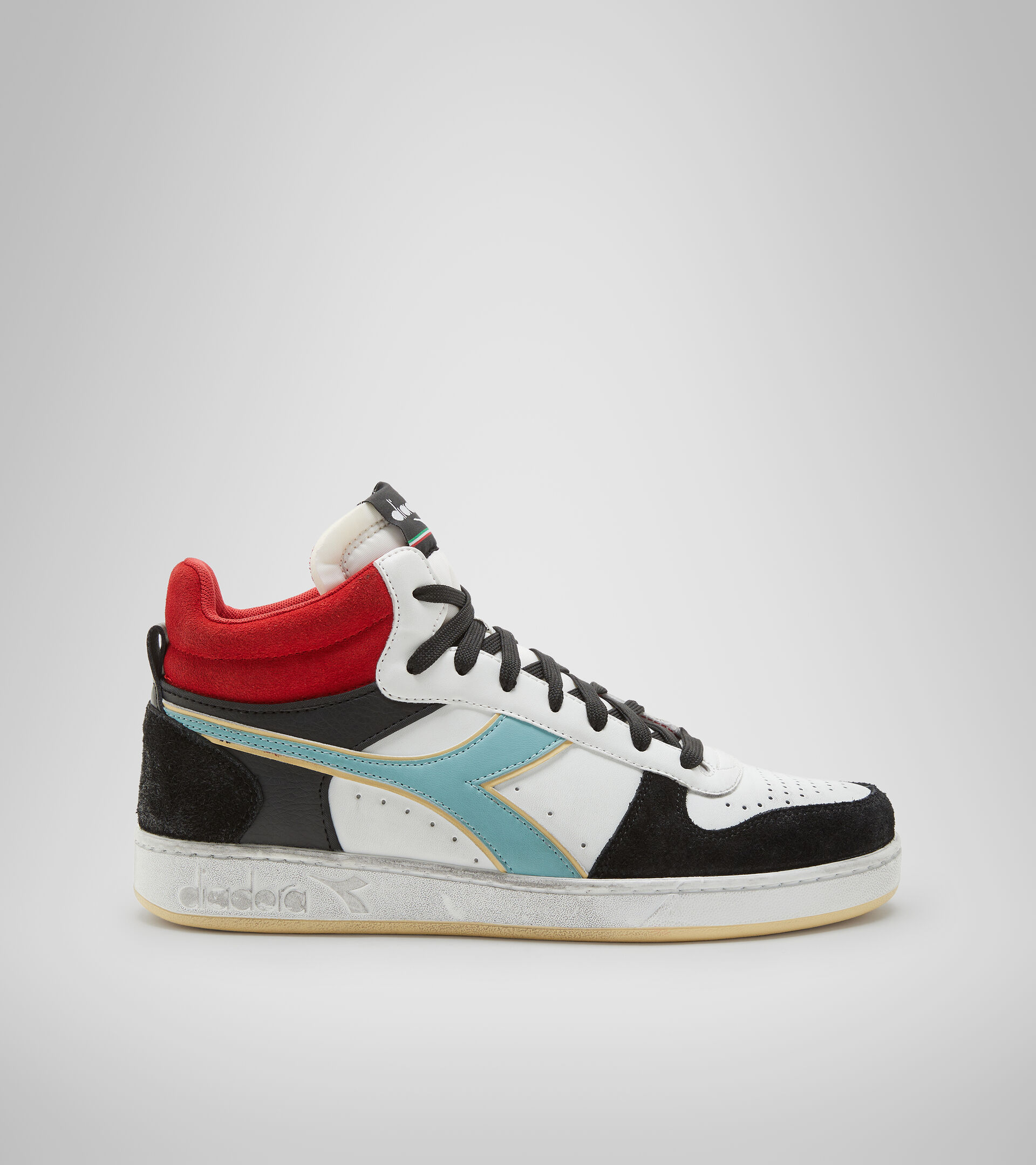 Chaussures de sport - Unisexe MAGIC BASKET DEMI LEGACY BLANC/NOIR/ROUGE LYCEE - Diadora