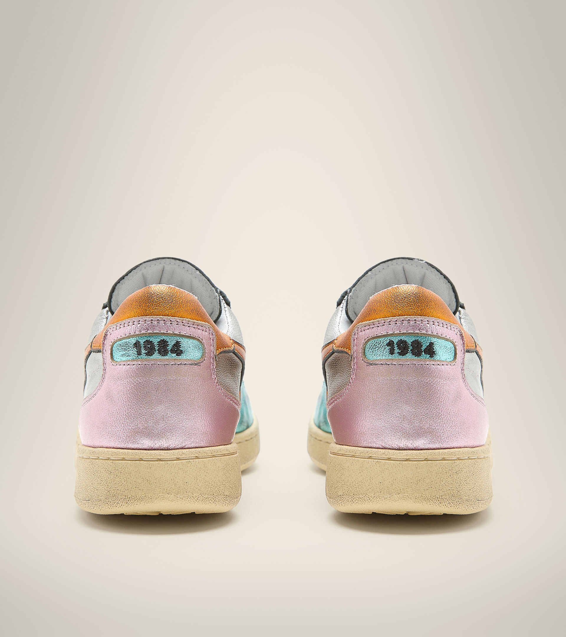 Heritage-Schuh - Damen MI BASKET LOW METALLIC USED WN ARGENTO/ARANCIO VIBRANTE - Diadora