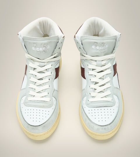 MI BASKET USED, BLANCO/VIOLA CHOCOLATA Zapatilla Heritage - Unisex MI BASKET USED BLANCO/VIOLA CHOCOLATA - Diadora