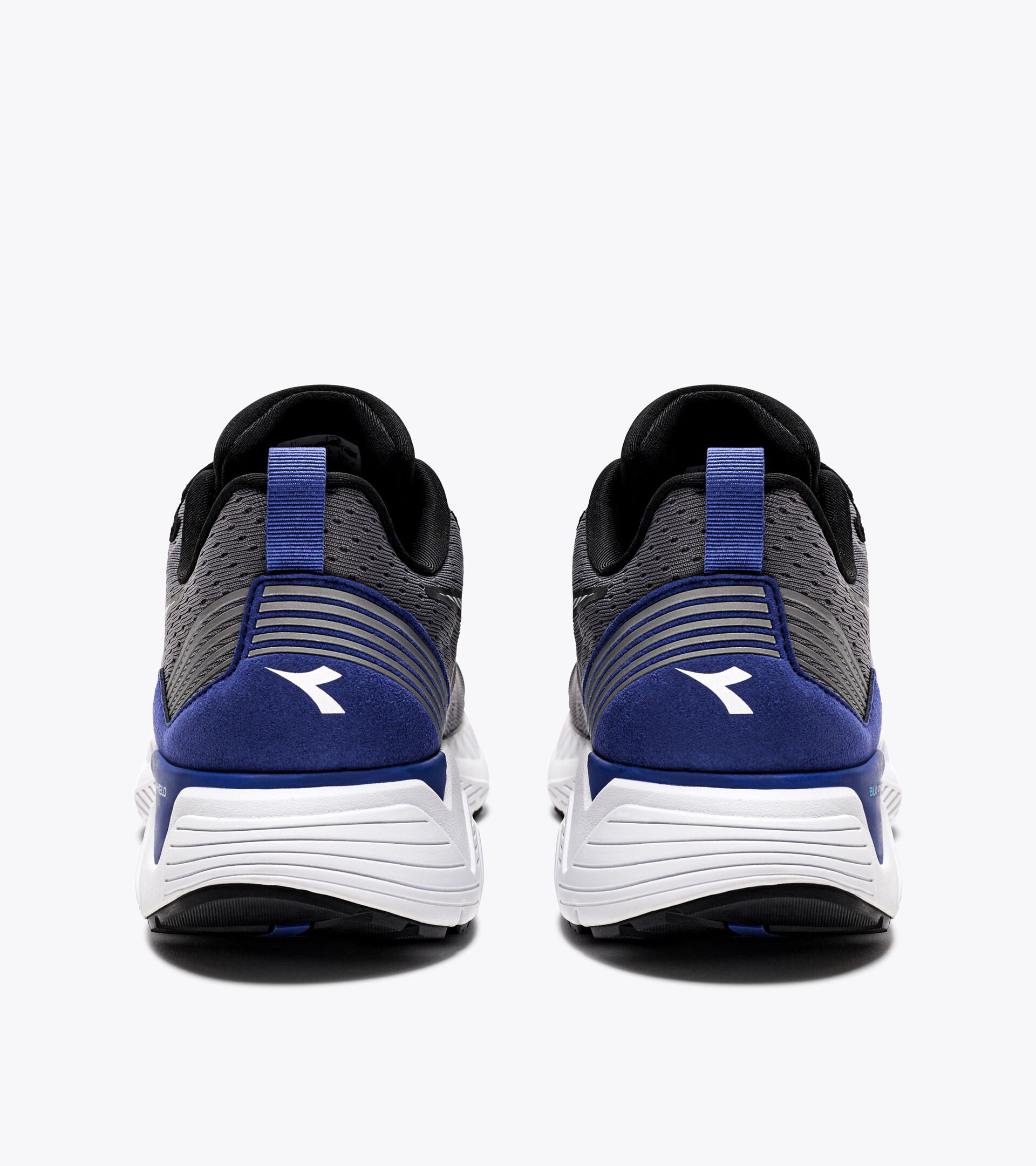 Scarpe da running - Uomo MYTHOS BLUSHIELD VIGORE 2 GRIGIO ACCIAIO/NERO - Diadora