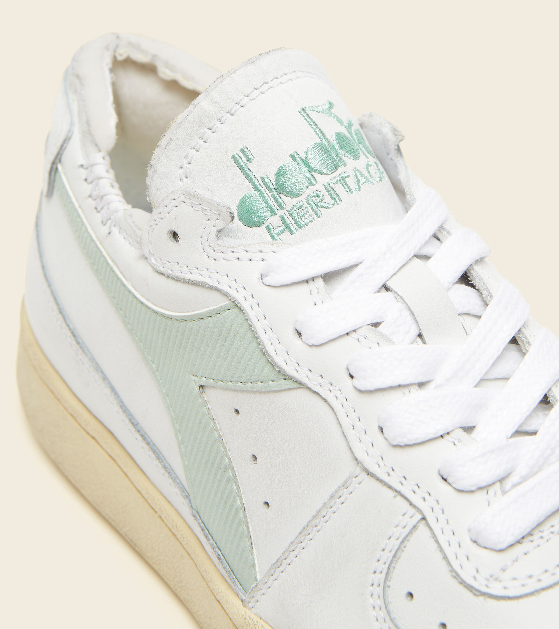 Footwear Heritage UNISEX MI BASKET ROW CUT WHITE/SMOKE GREEN Diadora