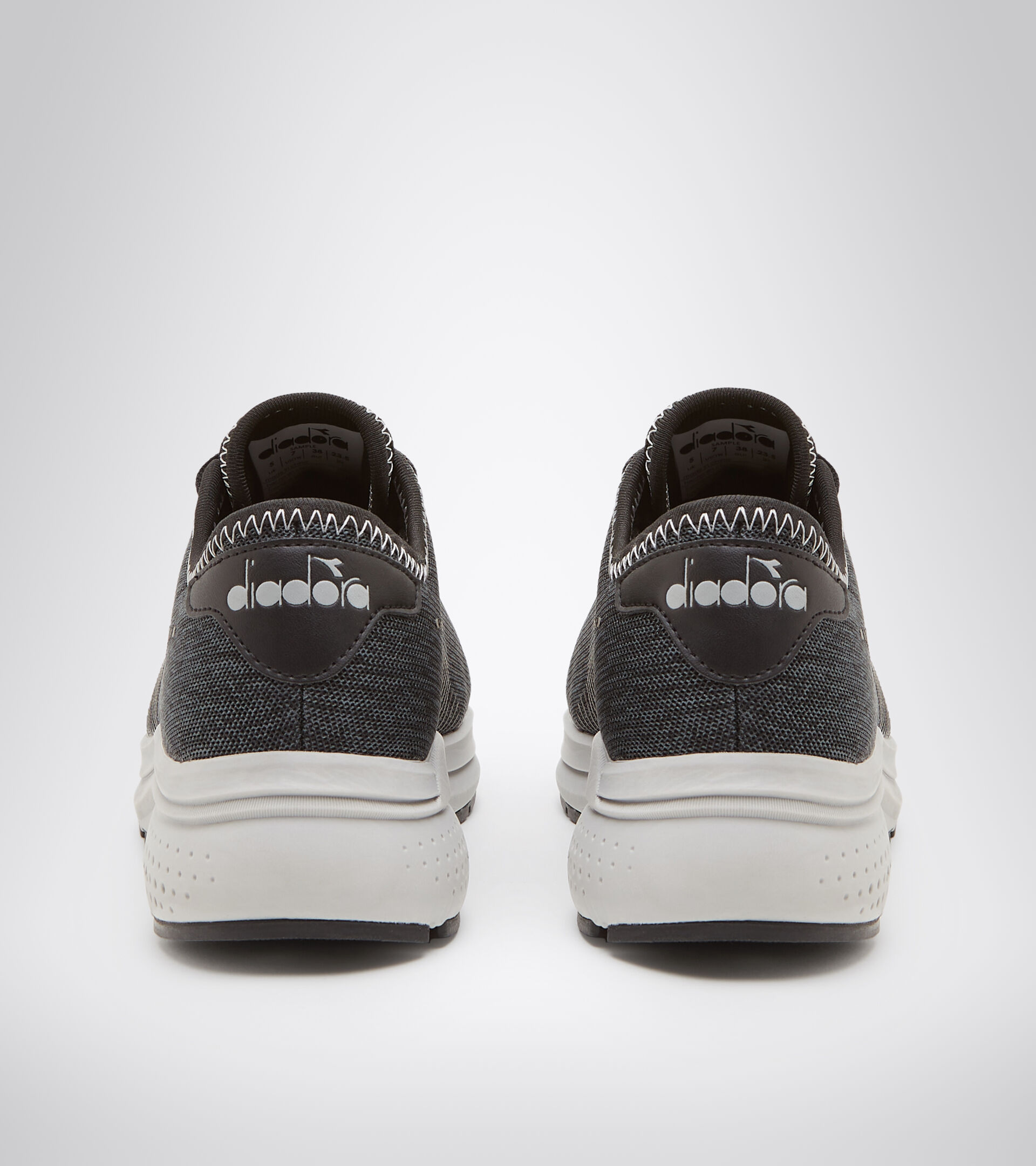 Footwear Sport DONNA PASSO W NEGRO/GRIS ACERO Diadora