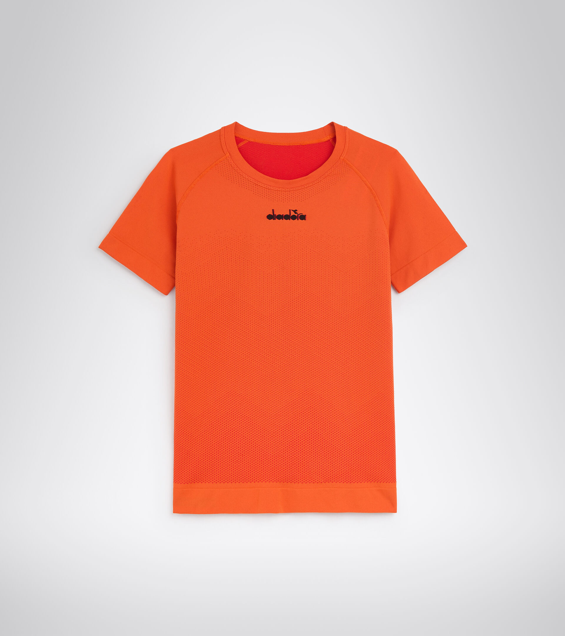 Italian-made running T-shirt - Women L. SS SKIN FRIENDLY T-SHIRT FIERY RED/ORANGE VERMILLION - Diadora