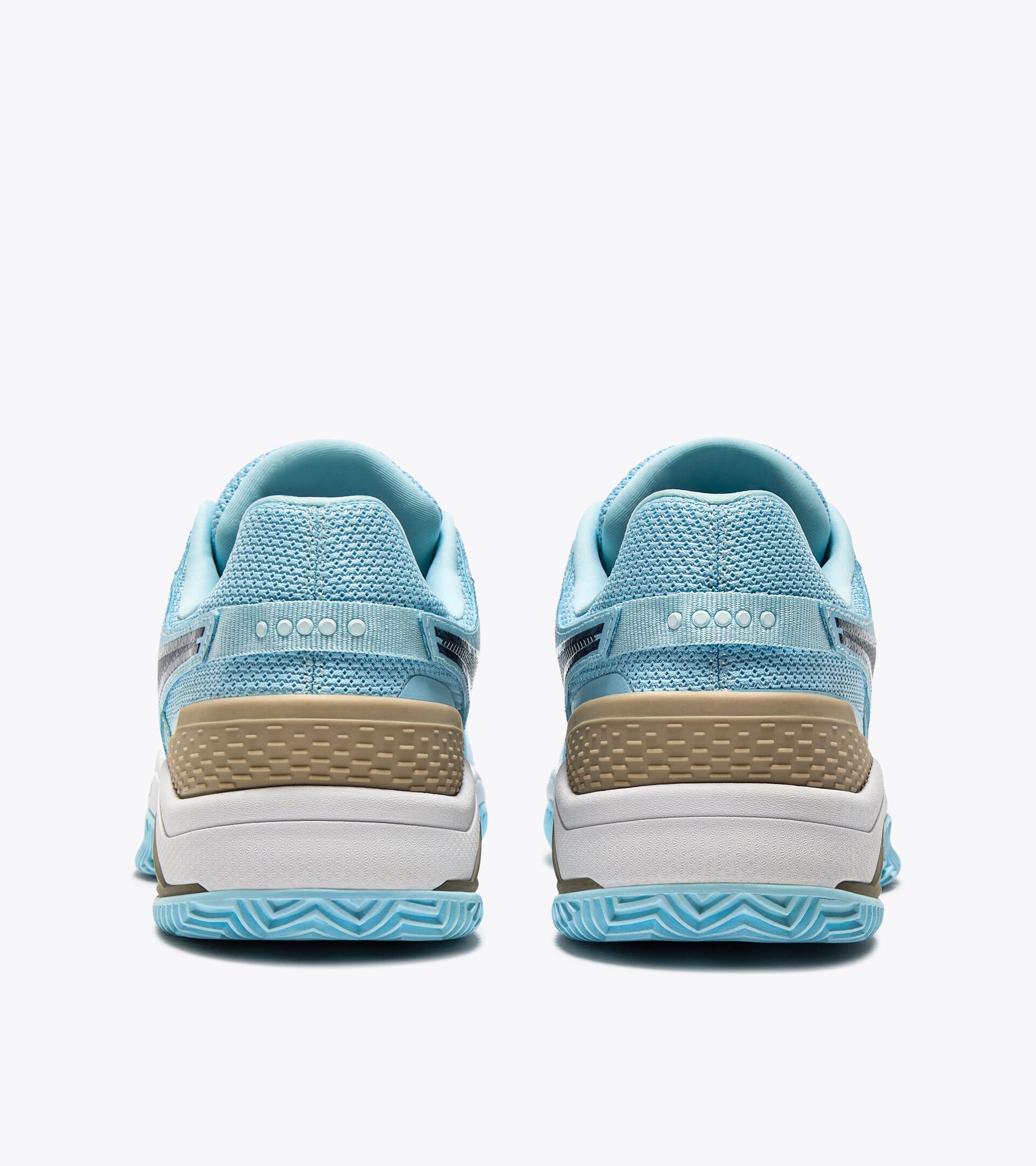 Tennis shoe for clay courts - Protection and cushioning - Women&rsquo;s
 BLUSHIELD TORNEO 3 W CLAY CORYDALIS BLUE/BLACK IRIS - Diadora