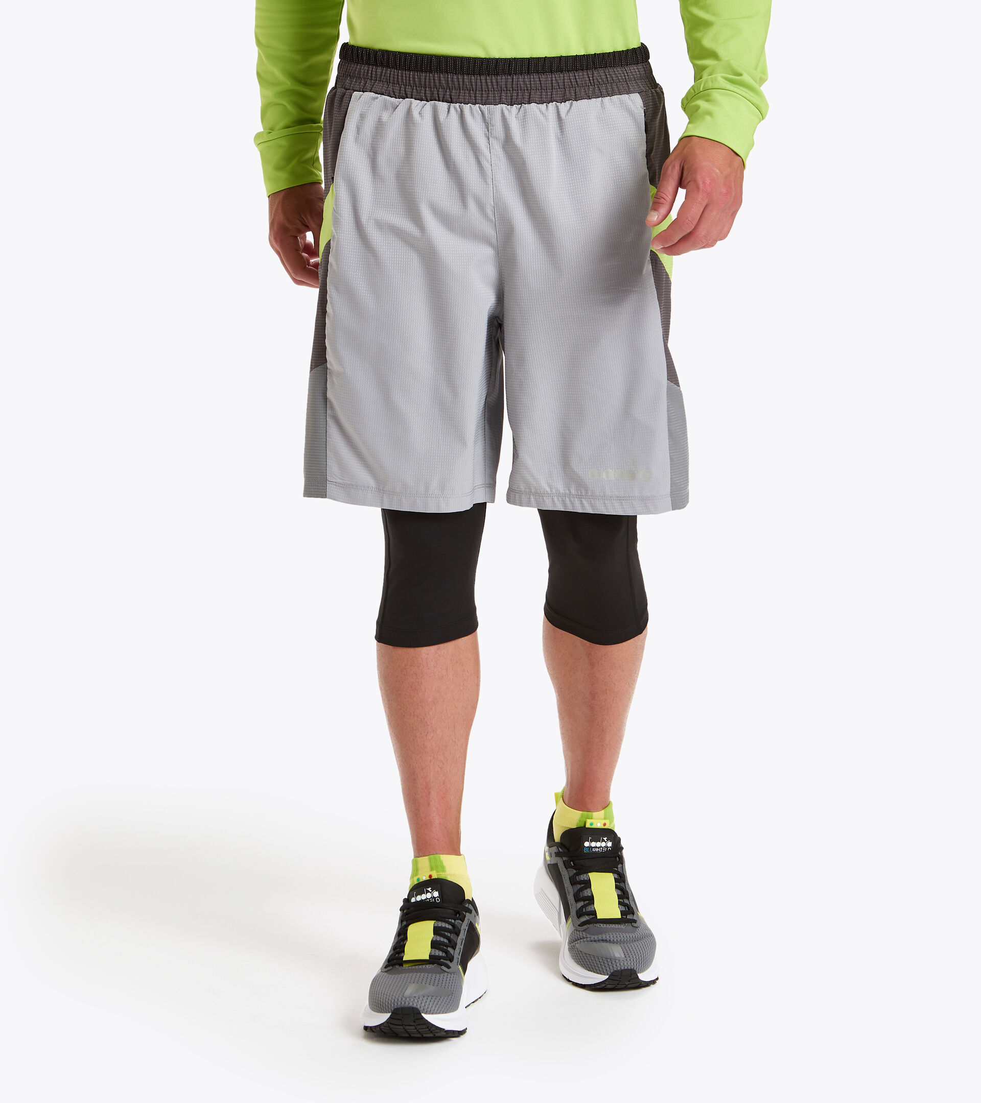 Shorts para correr - Hombrer POWER SHORTS BE ONE GRIS ALEACION - Diadora