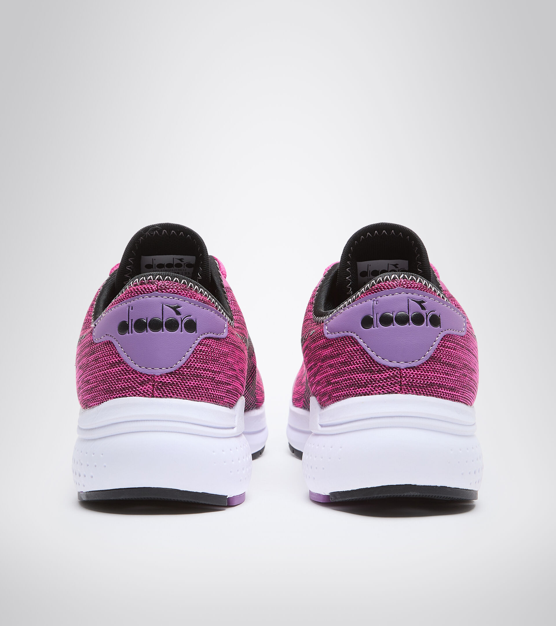 Sports shoe - Women PASSO W JAZZY/BLACK/BELLFLOWER - Diadora
