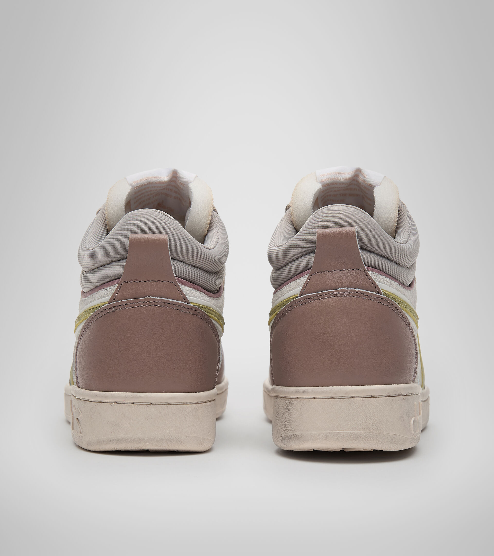 Sports shoes - Women MAGIC BASKET DEMI ICONA WN WHITE/ANTLER/FLINT GRAY - Diadora